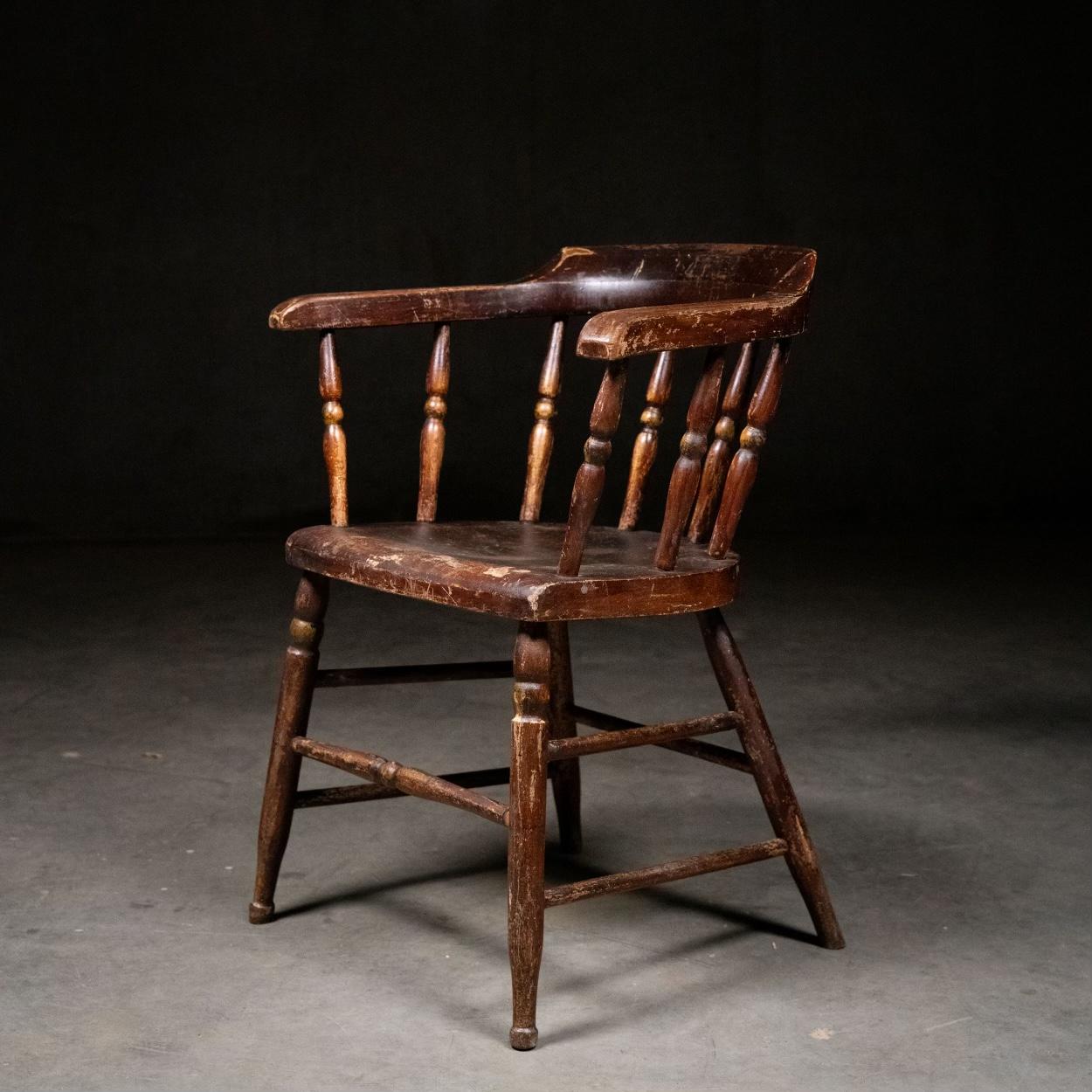 Original Collarback Windsor Armchairs -Odd Fellows. Group of 20 In Good Condition In Surrey, BC