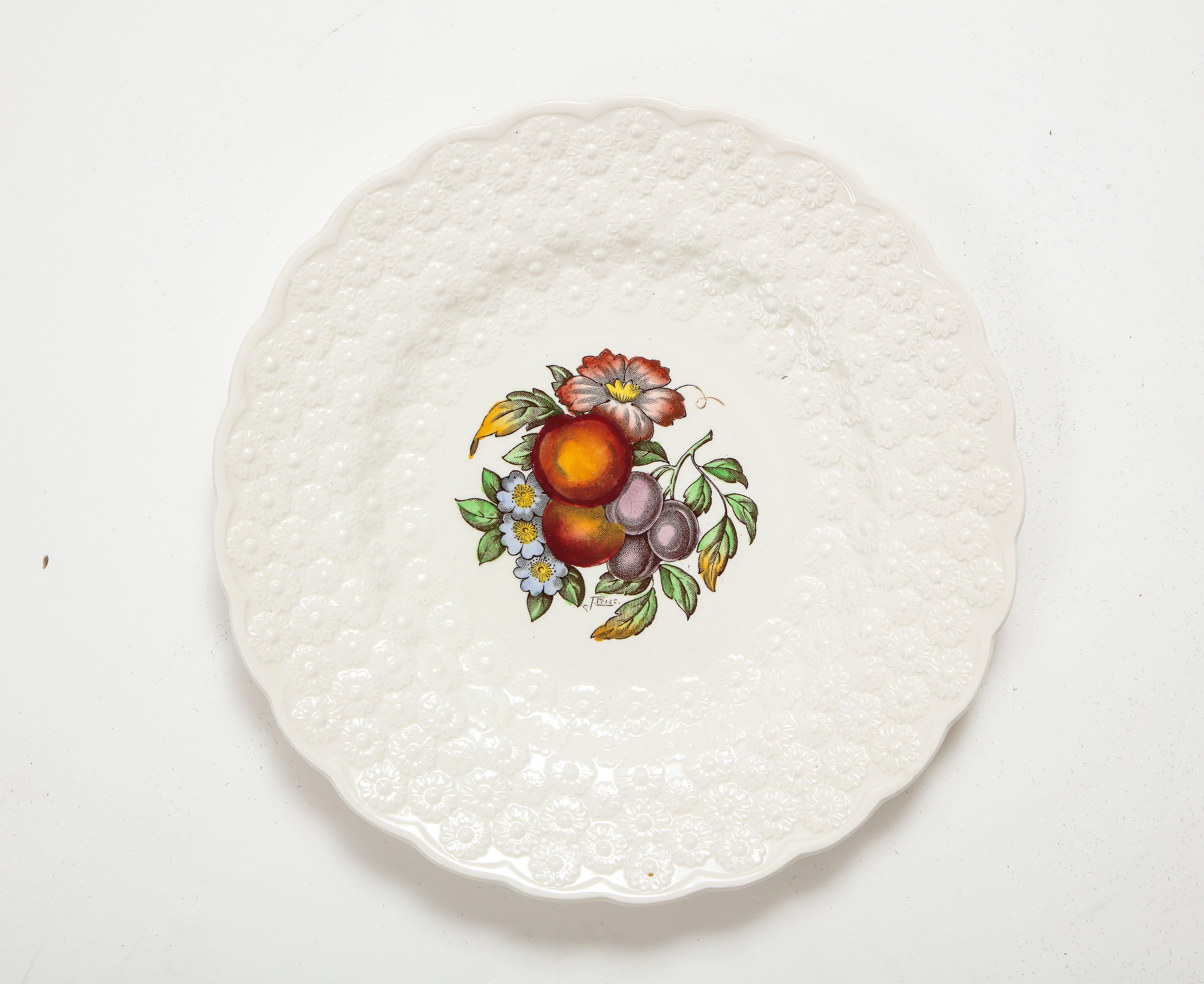 Porcelain Set of 20 Spode Alden Plates For Sale