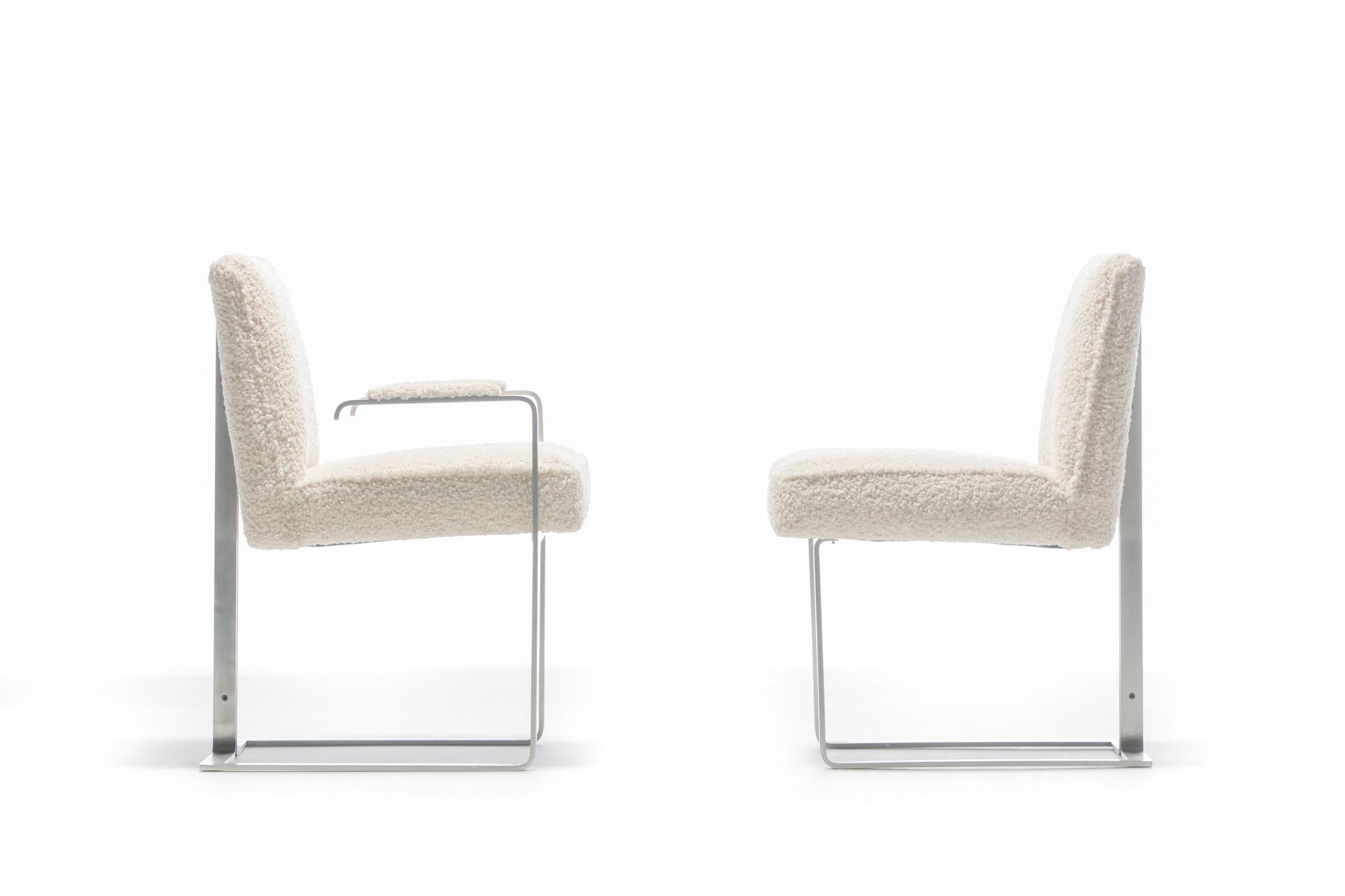 Mid-20th Century Set of 20 Vladimir Kagan for Kagan-Dreyfuss Steel Dining Chairs in Ivory Bouclé For Sale