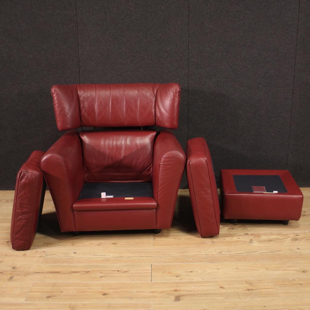Set of 20th Century Red Leather Italian Zanotta Armchair with Footstool, 1980 For Sale 4