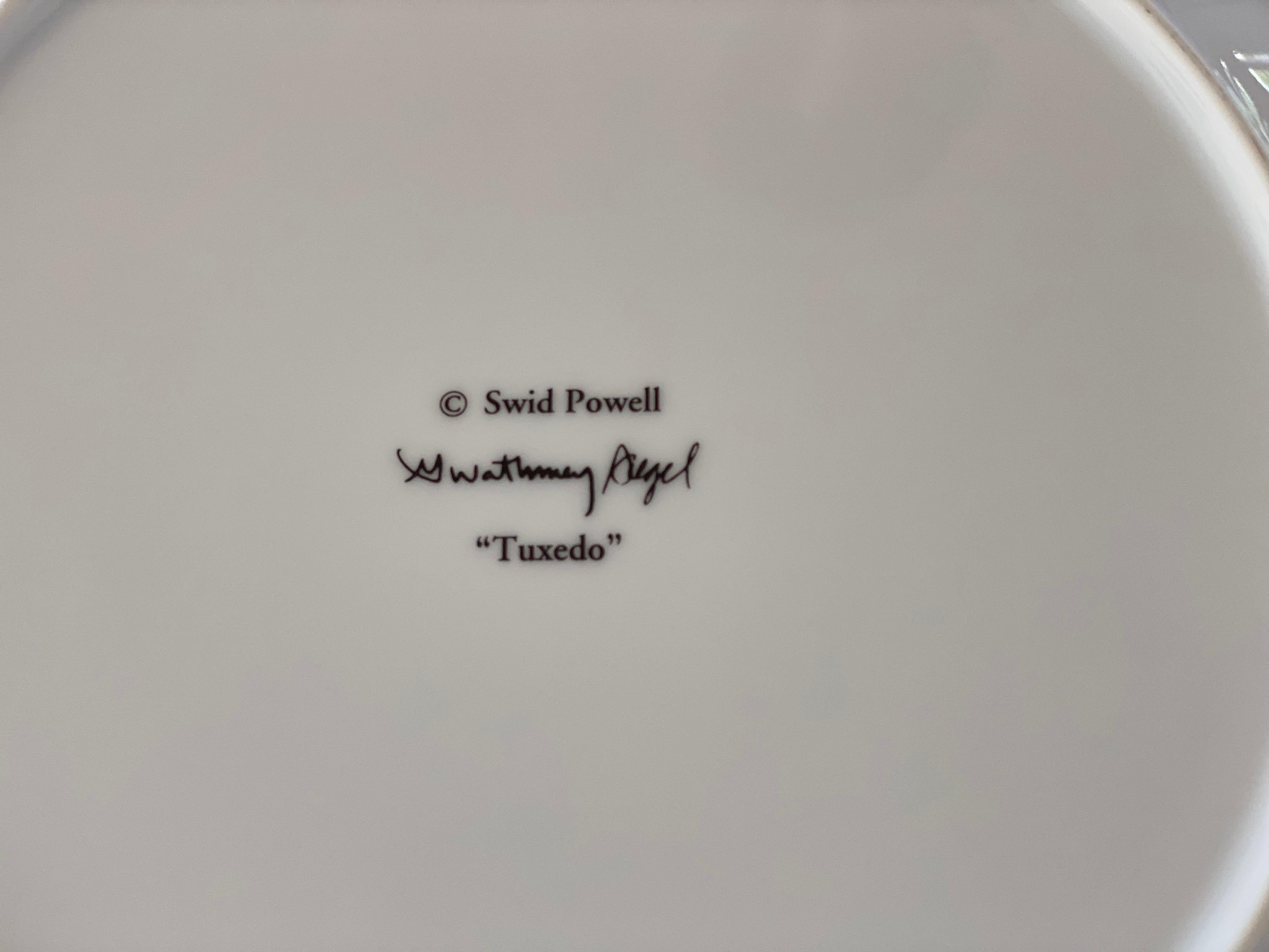 Set of 21 Gwathmey Siegel Kaufman's 'Tuxedo' for Swid Powell Various Porcelain In Good Condition For Sale In Southampton, NY