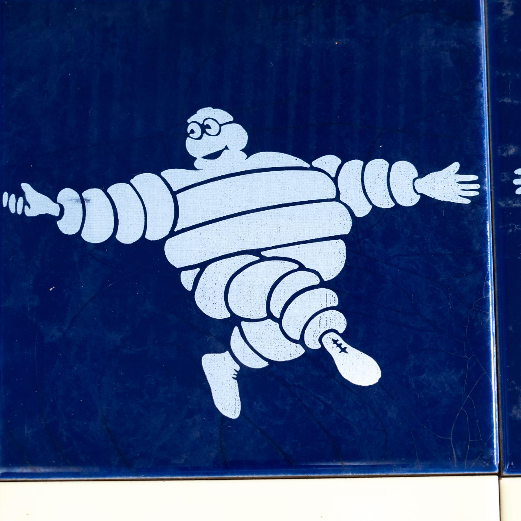 Set of 21 Vintage Michelin Man Tiles, circa 1960 9