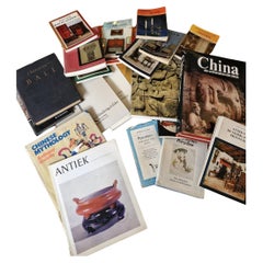 Satz von 22 antiken Nachschlagewerken - China, Bali, Silber, Porzellan und Möbel