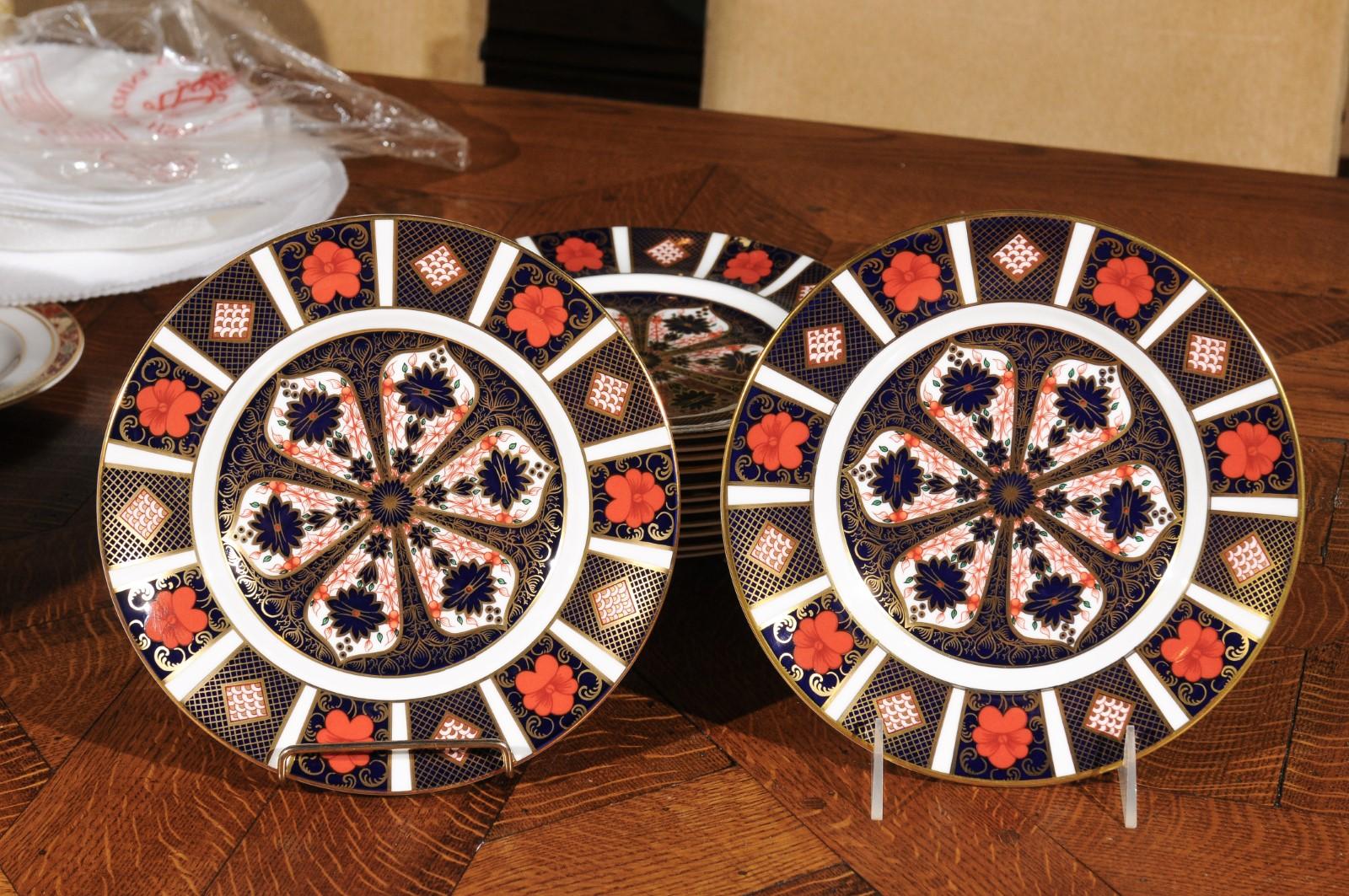 20th Century Set of 24 English Royal Crown Derby Porcelain Plates with Old Imari Patterns For Sale