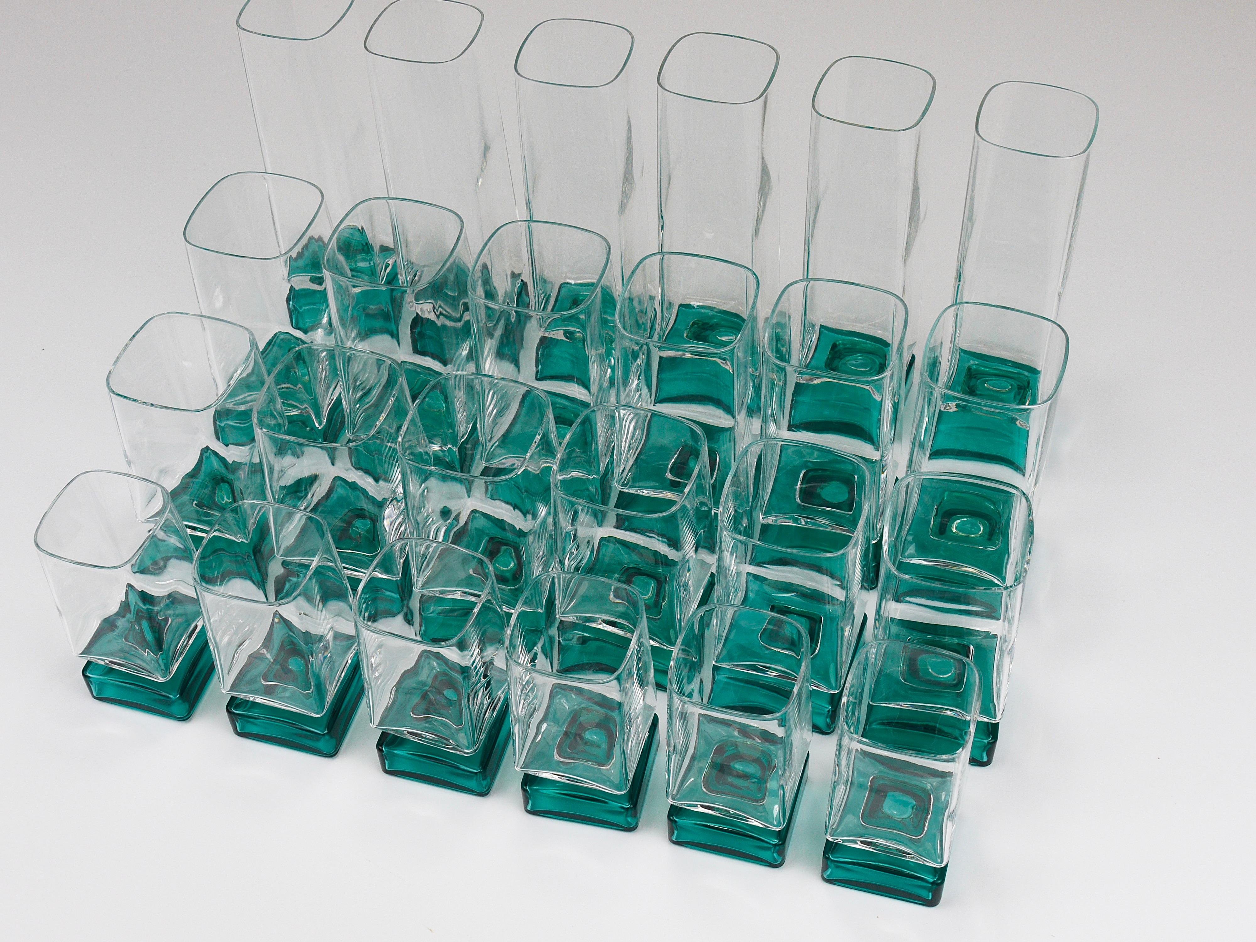 Satz von 24 Luigi Bormioli Postmoderne Licht & Musik Monet Gläser, Italien, 1980er im Angebot 8