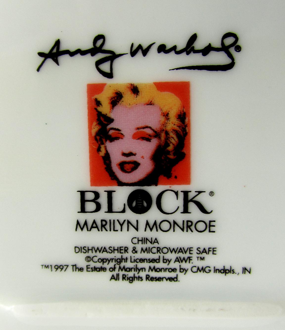 Late 20th Century Set of 12 Place Settings Andy Warhol Some Like It Hot, Marilyn, Dinnerware