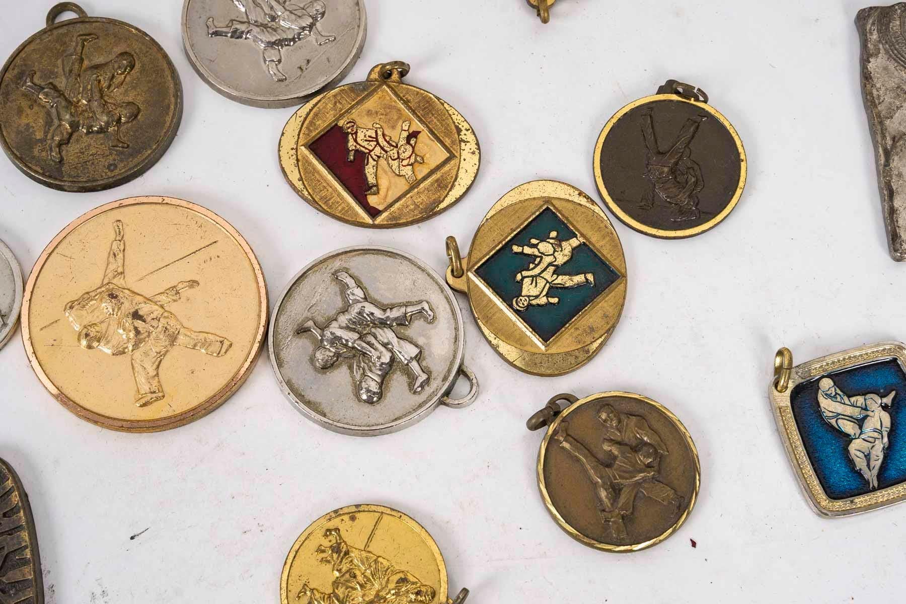 French Set of 25 Sports Medals, 20th Century. For Sale