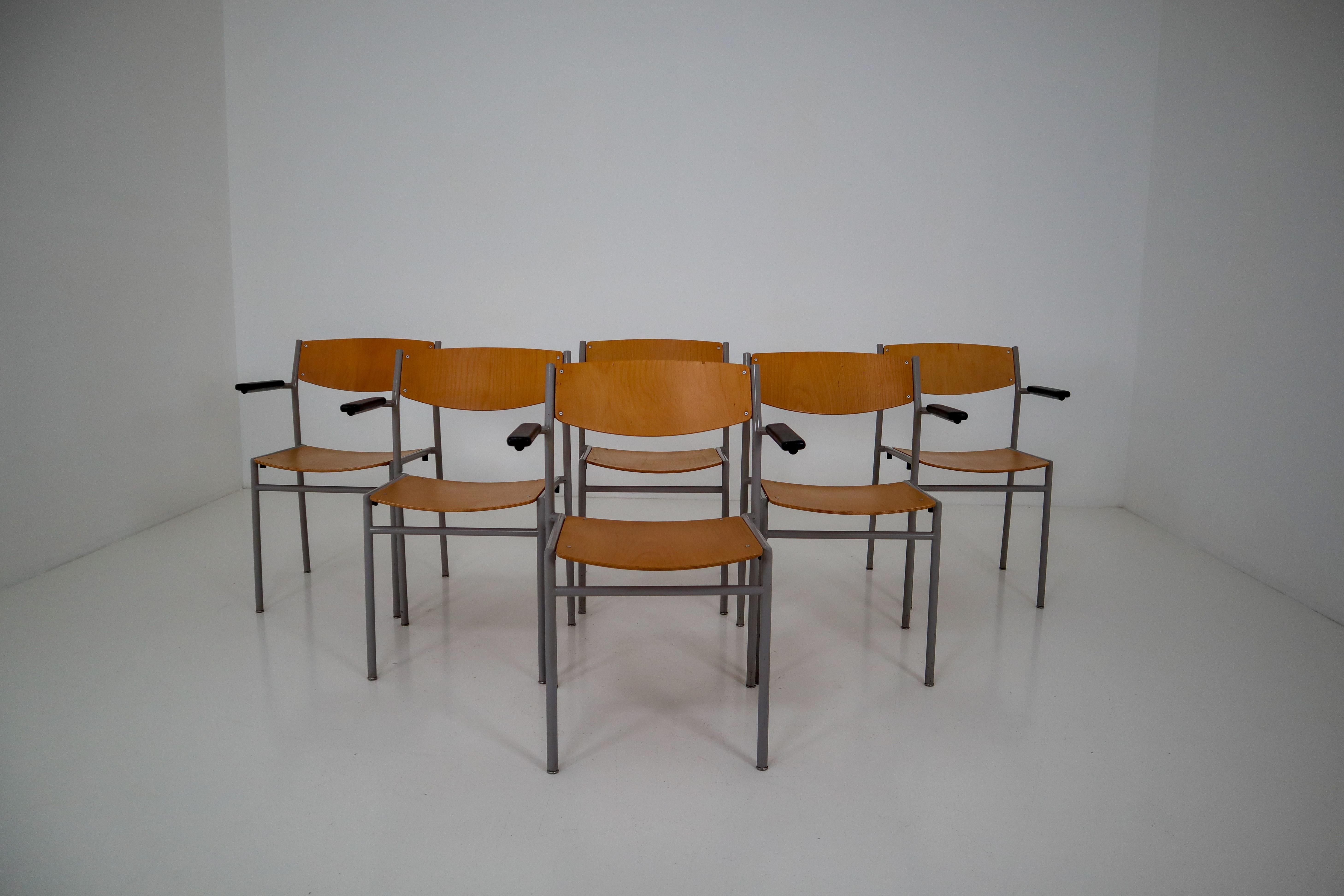 Crazy set of 100 x comfortable industrial plywood chairs, produced in Holland  1