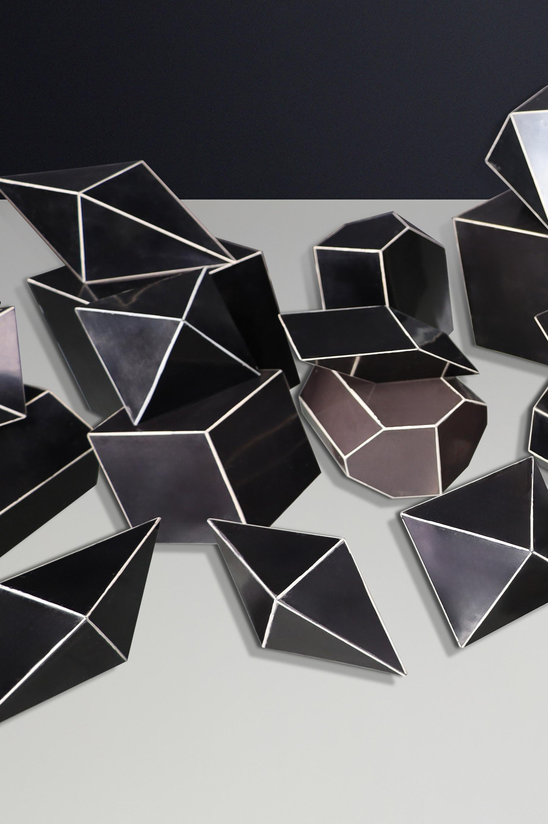 Ensemble de 28 modèles géométriques en bakélite Bauhaus pour salles de classe, CZ 1930s en vente 7