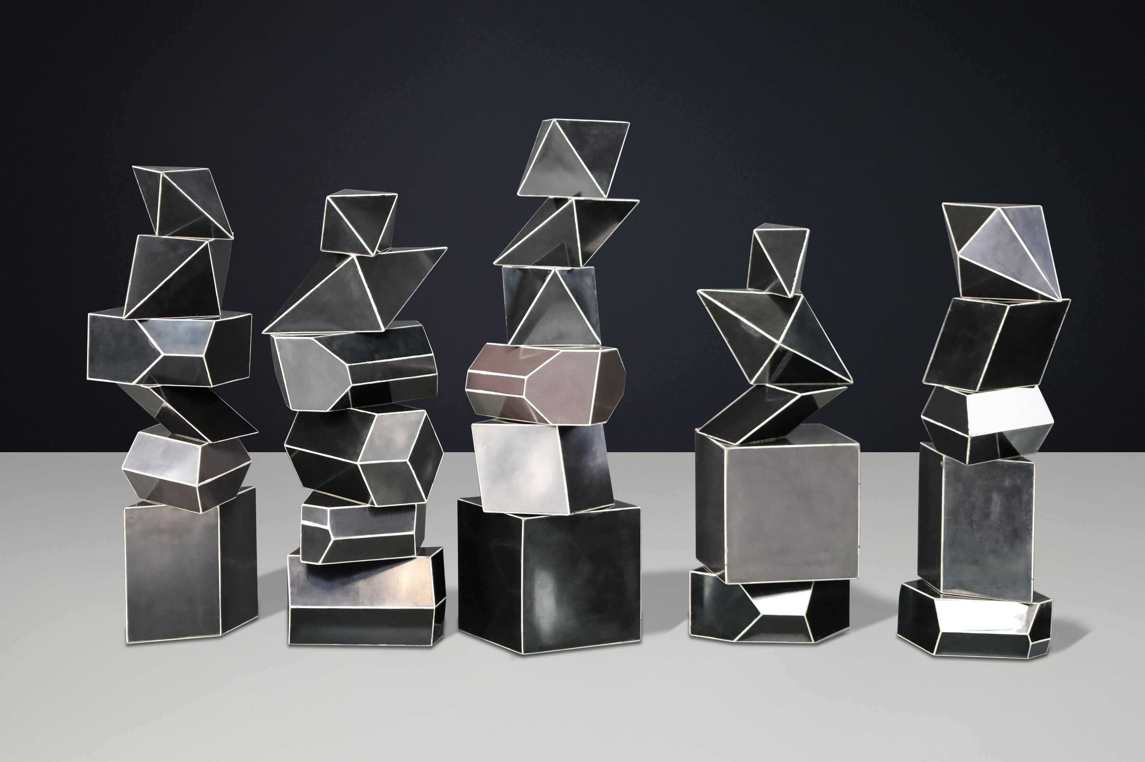 Ensemble de 28 modèles géométriques en bakélite Bauhaus pour salles de classe, CZ 1930s en vente 3