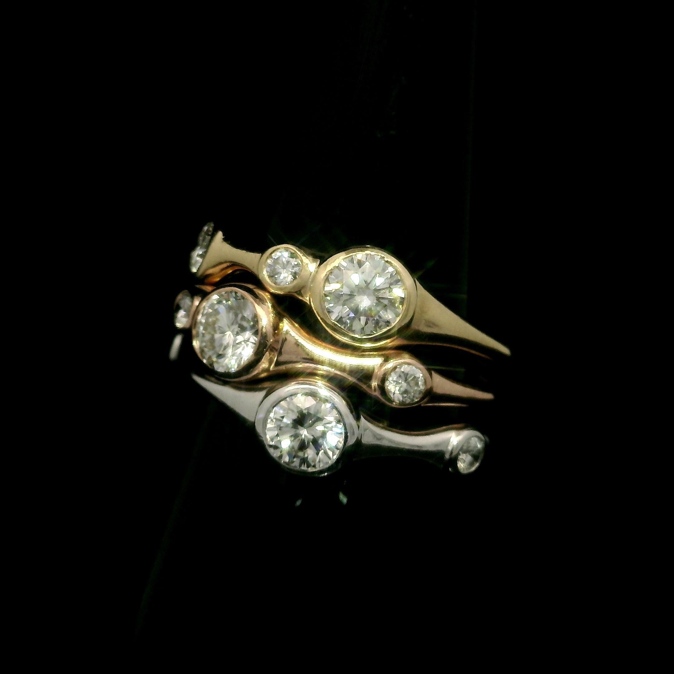 Set of 3 14k Tri Color Gold 1.08ctw Bezel Diamond Low Profile Stack Bands Rings In Excellent Condition For Sale In Montclair, NJ