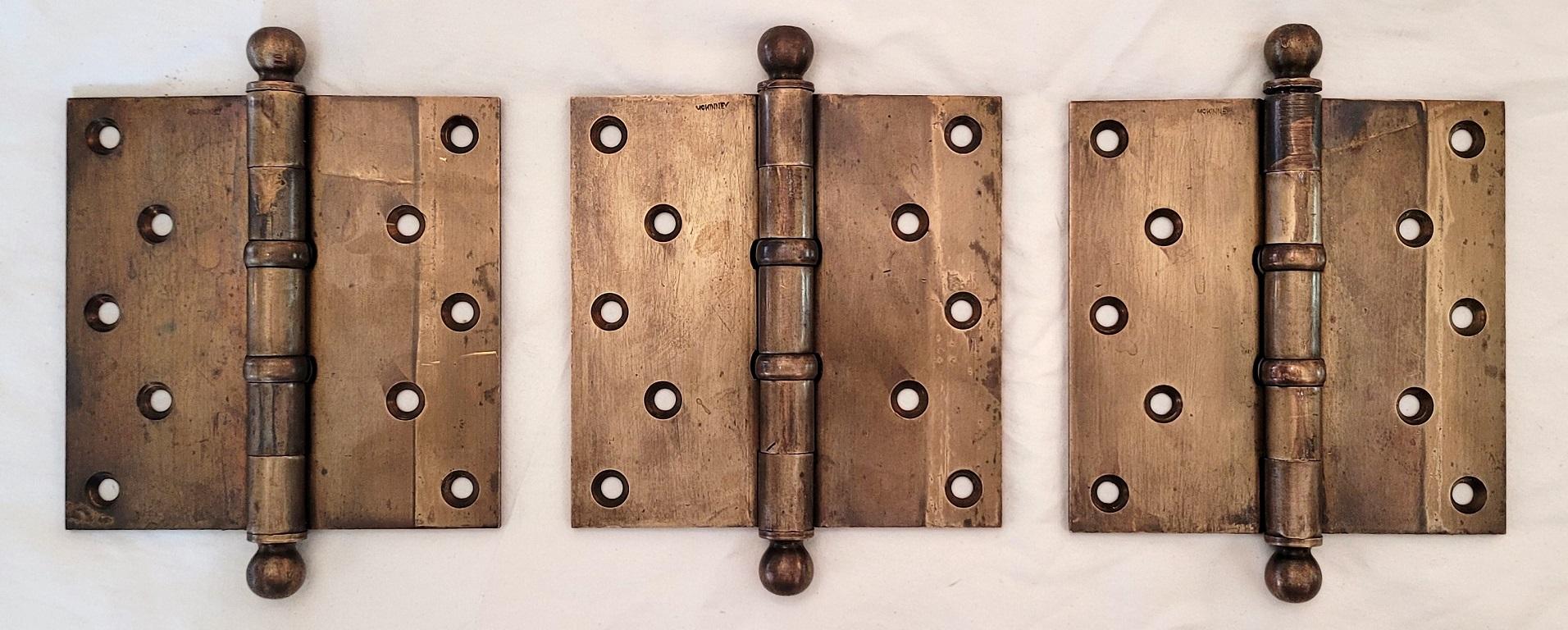 Forged Set of 3 1920s McKinney Antique Brass 5in Door Hinges For Sale