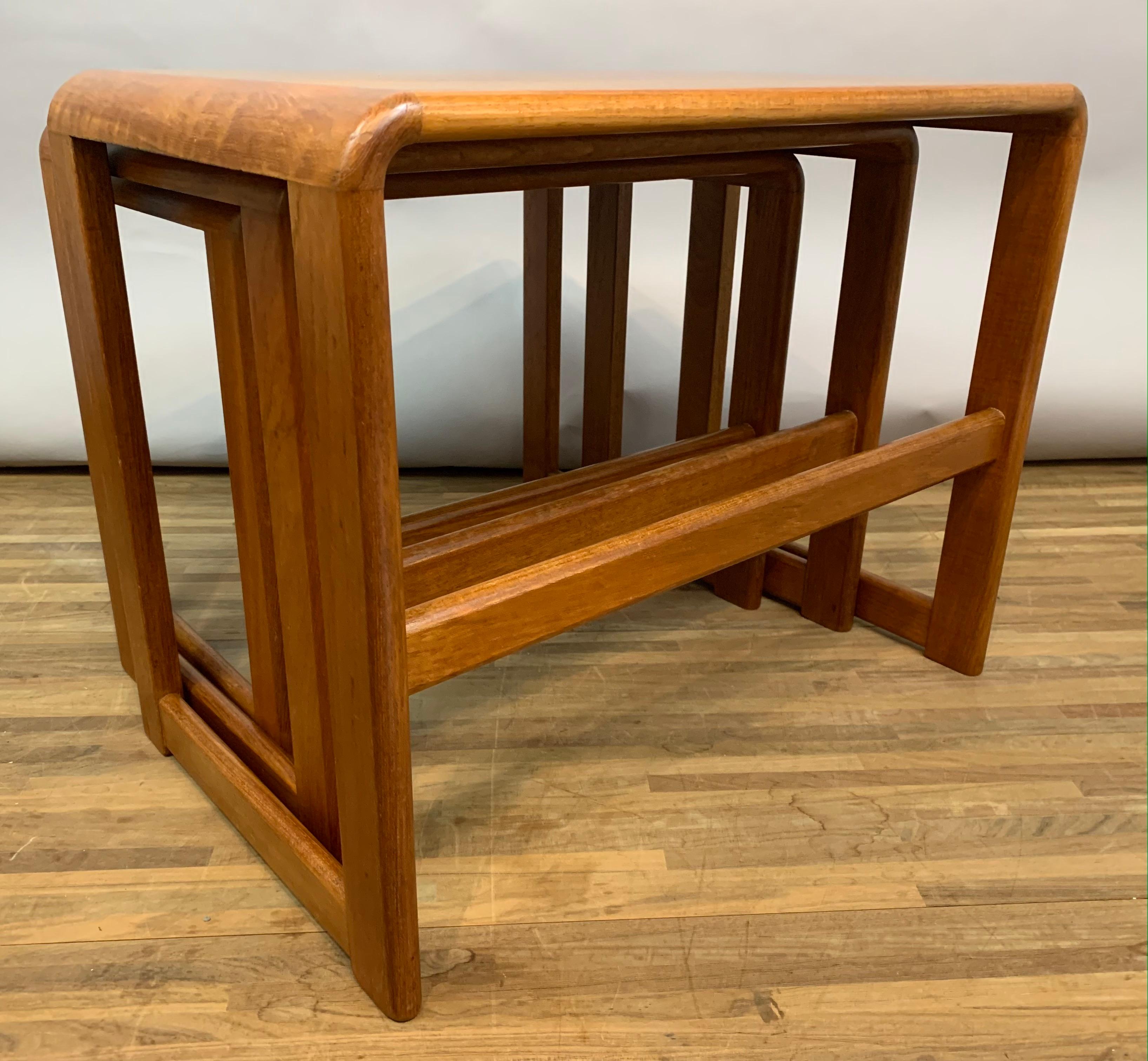 Set of 3 1960s English Teak Round Edged Nesting Tables Nest of Tables 23