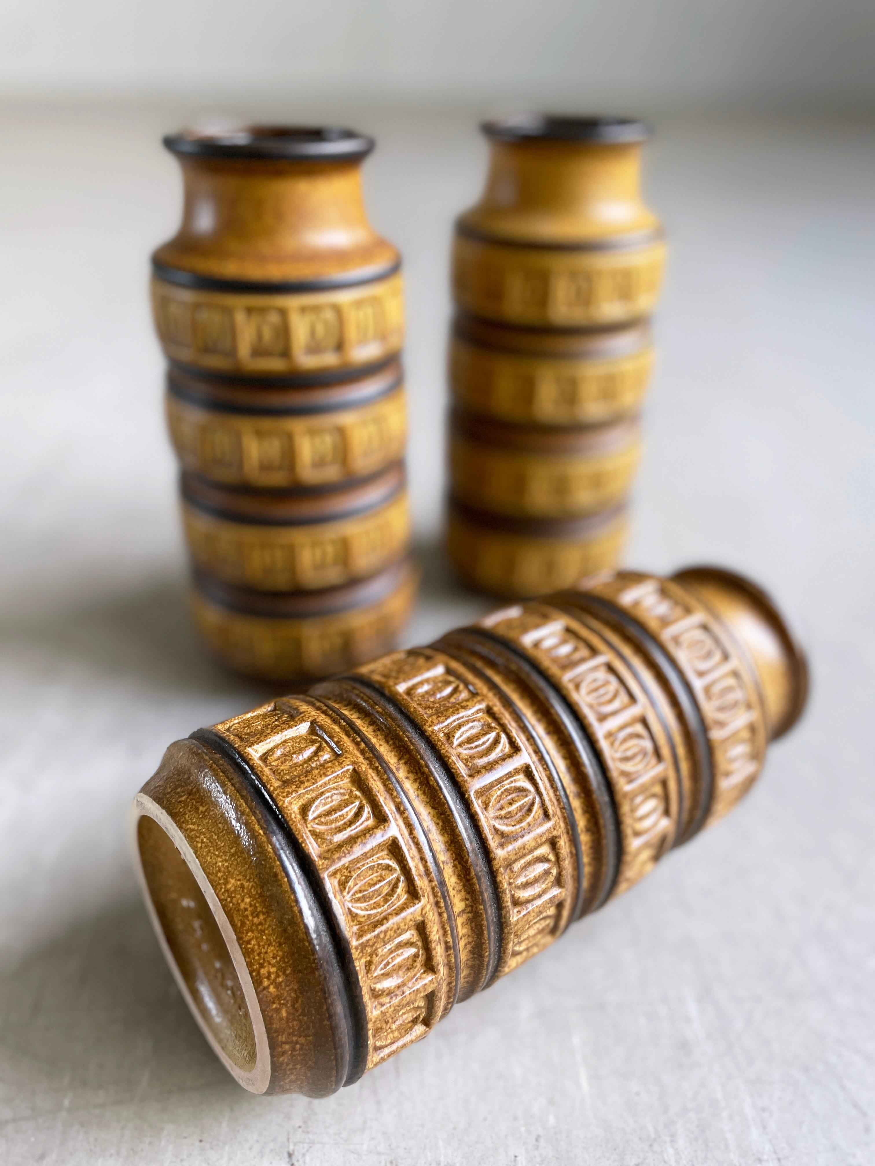 Set di 3 vasi in ceramica di Scheurich Keramik della Germania occidentale degli anni '60 268-23 in vendita 4