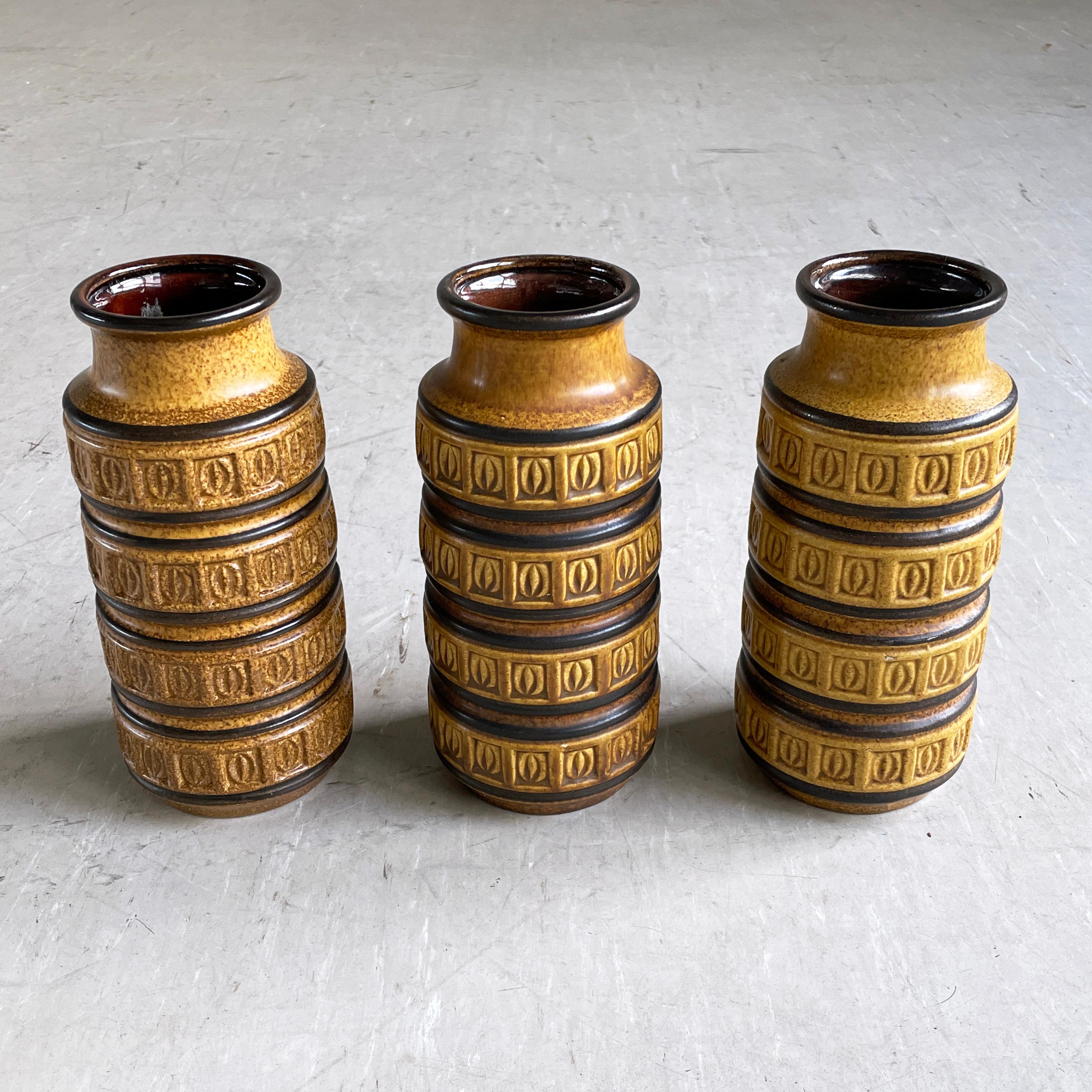 Cotto in fornace Set di 3 vasi in ceramica di Scheurich Keramik della Germania occidentale degli anni '60 268-23 in vendita