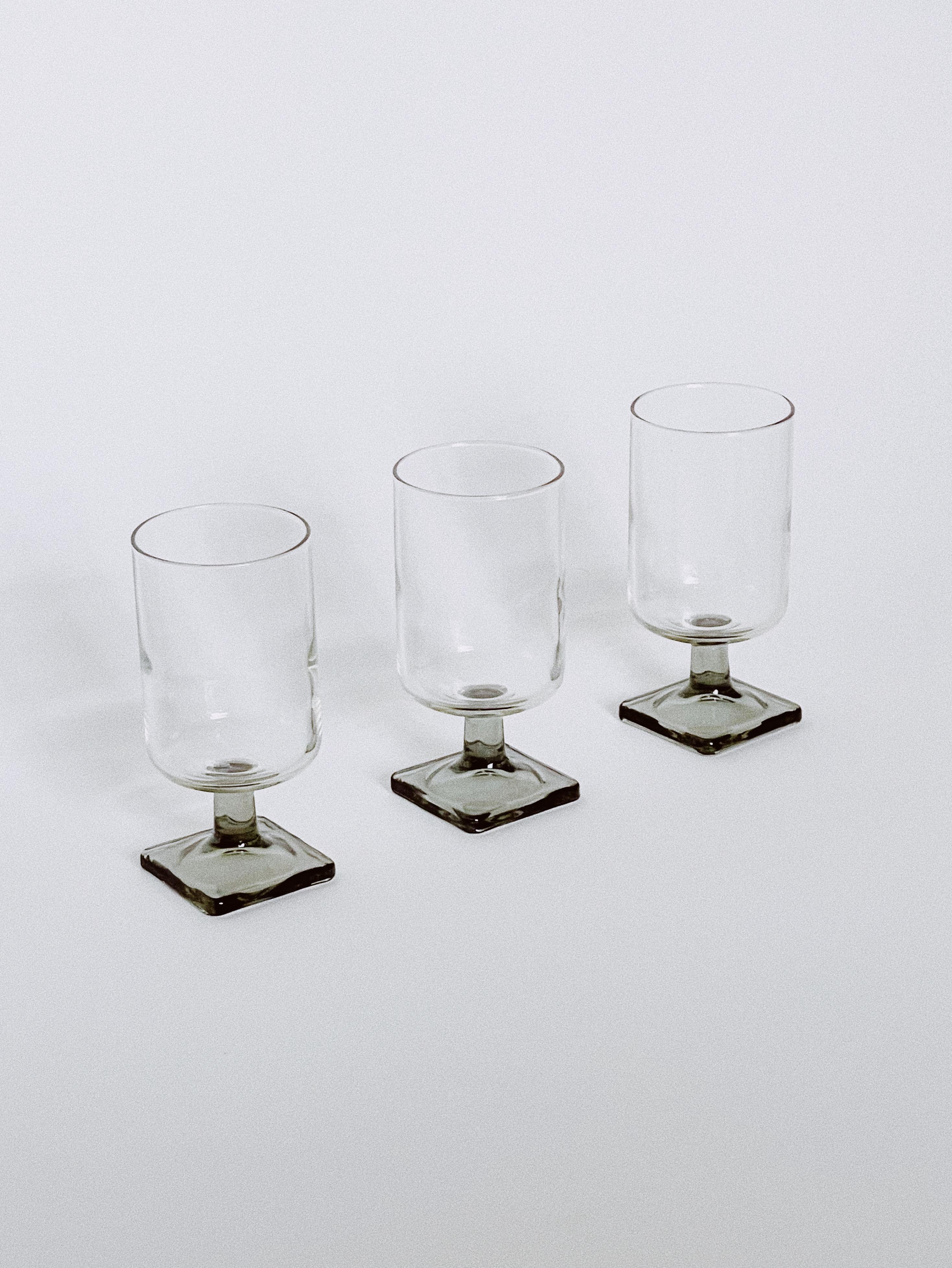 Mid-Century Modern Set of 3 1970s Rosenthal Linear Sherry Glass w/ Smokey Grey Square Base For Sale