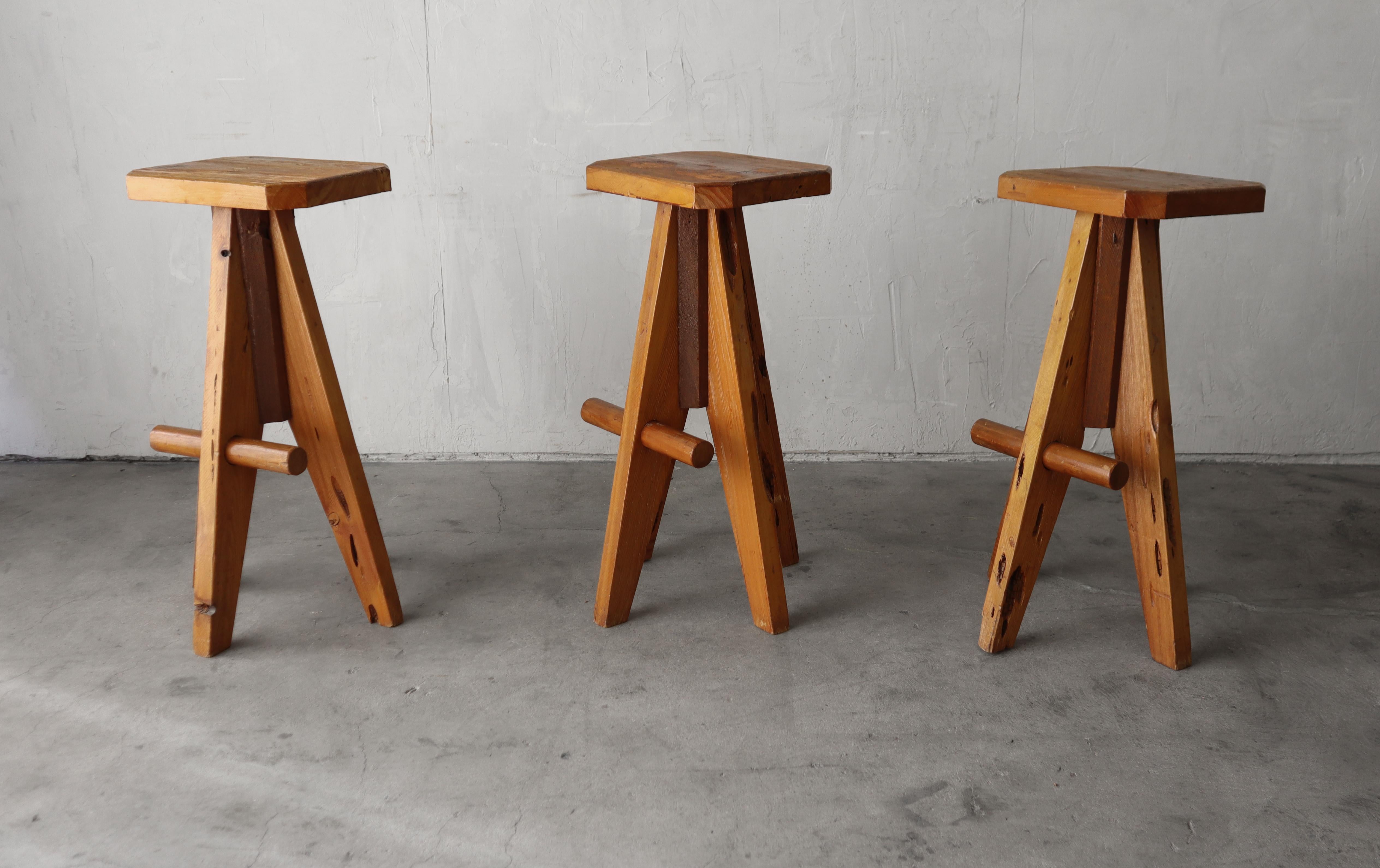 Set of 3 1970s Scandinavian Pine Stools In Good Condition For Sale In Las Vegas, NV
