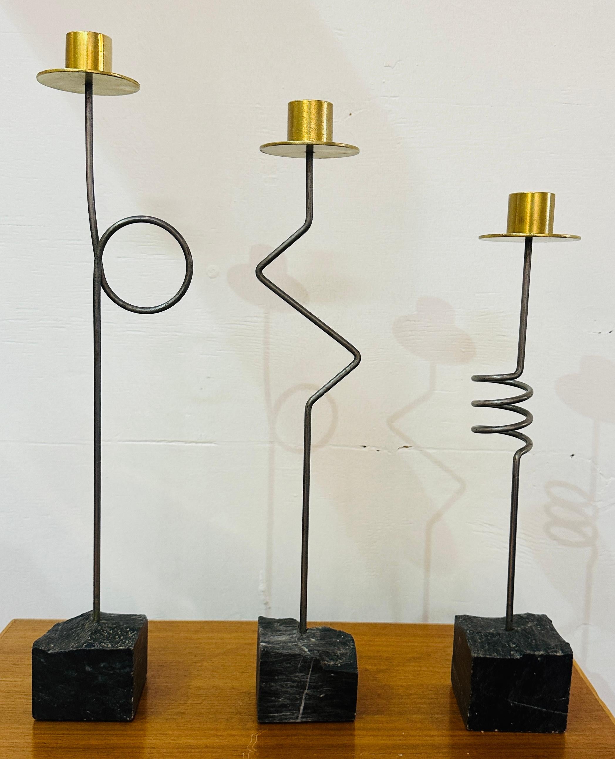 Laiton Ensemble de 3 bougeoirs à visages Kräsen Ikea suédois des années 1980 par Ehlén Johansson