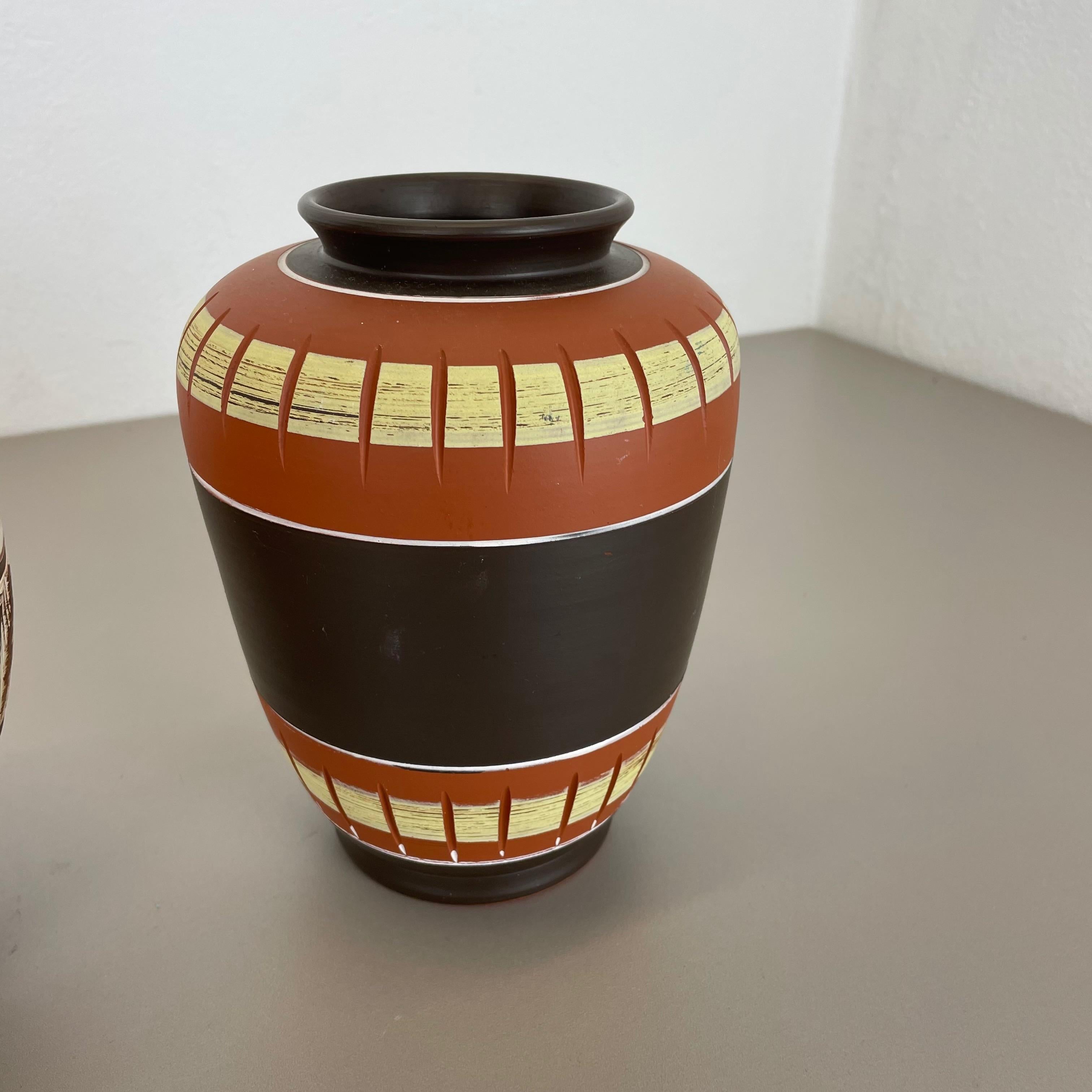 Set of 3 Abstract Ceramic Pottery Vases by EIWA / AKRU Ceramics, Germany, 1950s In Good Condition For Sale In Kirchlengern, DE