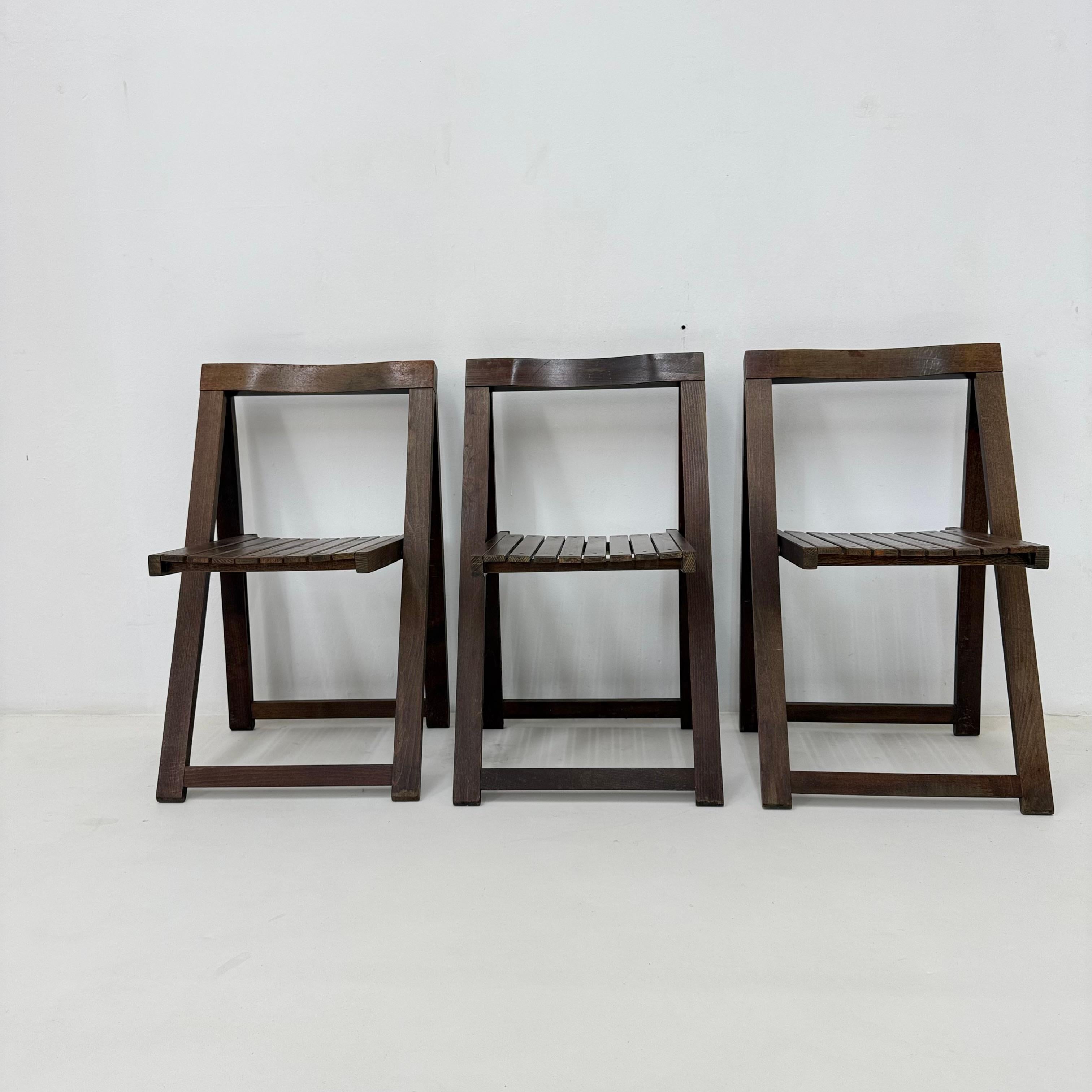 3 Klappstühle aus Holz von Aldo Jacober für Alberto Bazzani, 1960er Jahre (Italienisch) im Angebot