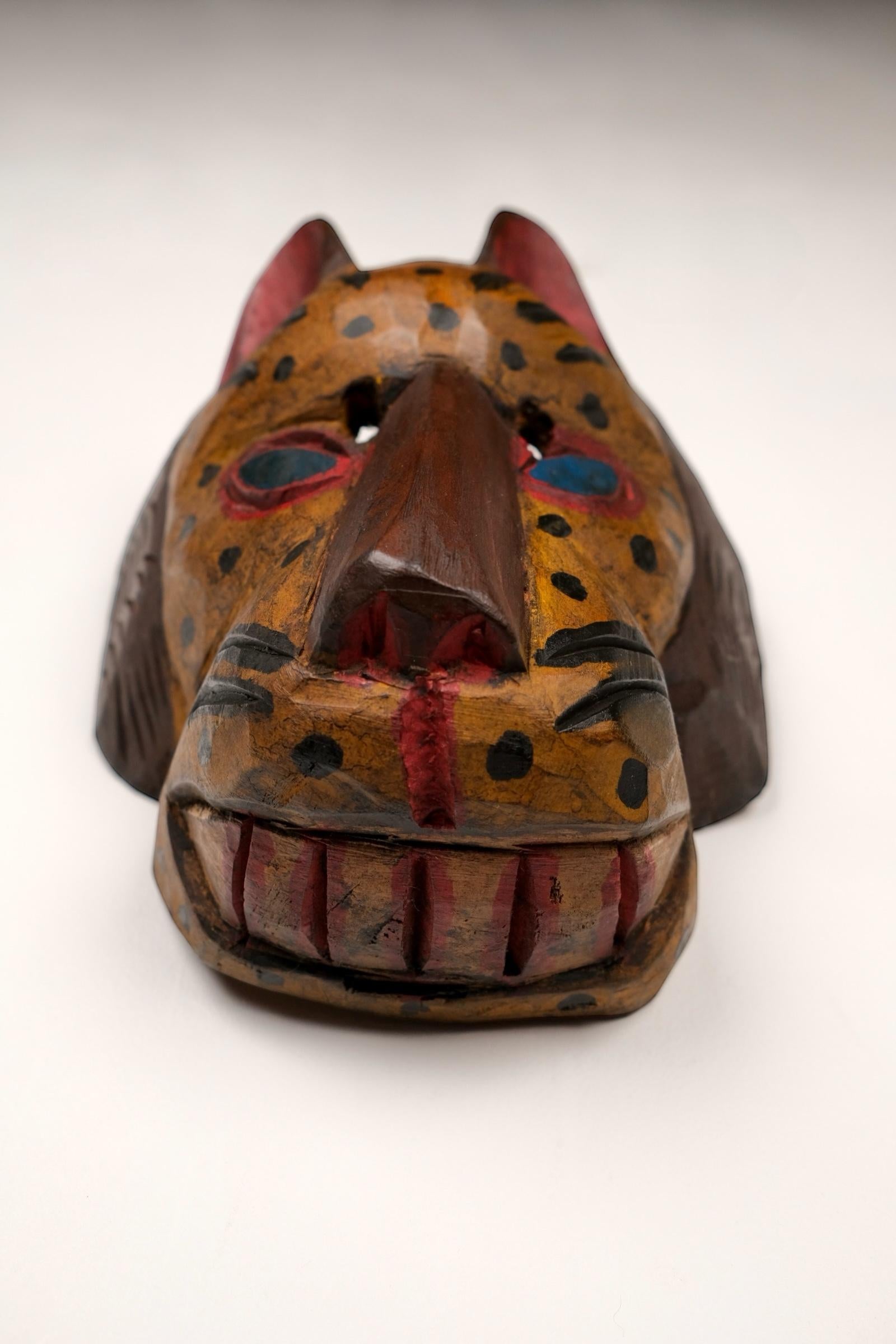Set of 3 animal masks in wood, Guatemala, 1980s 11