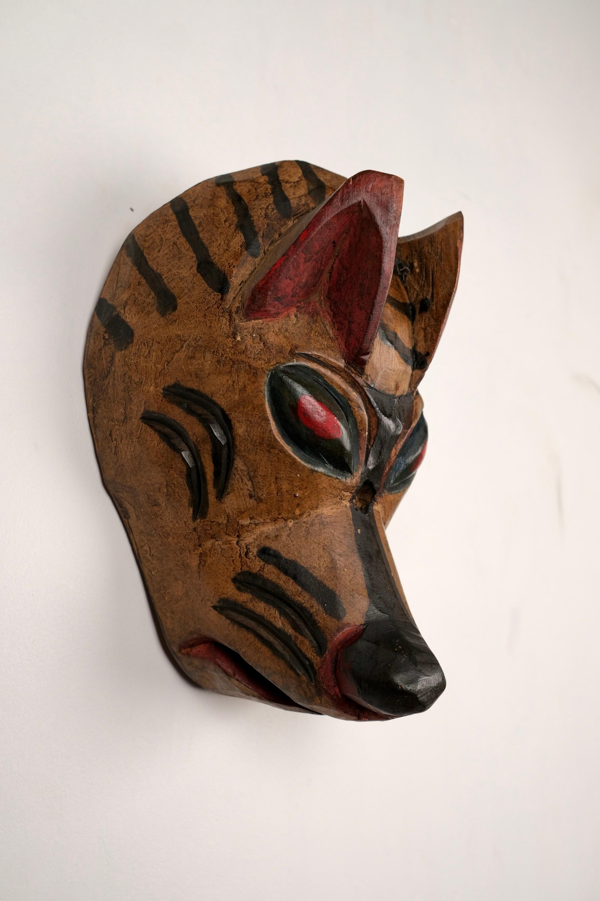 Late 20th Century Set of 3 animal masks in wood, Guatemala, 1980s