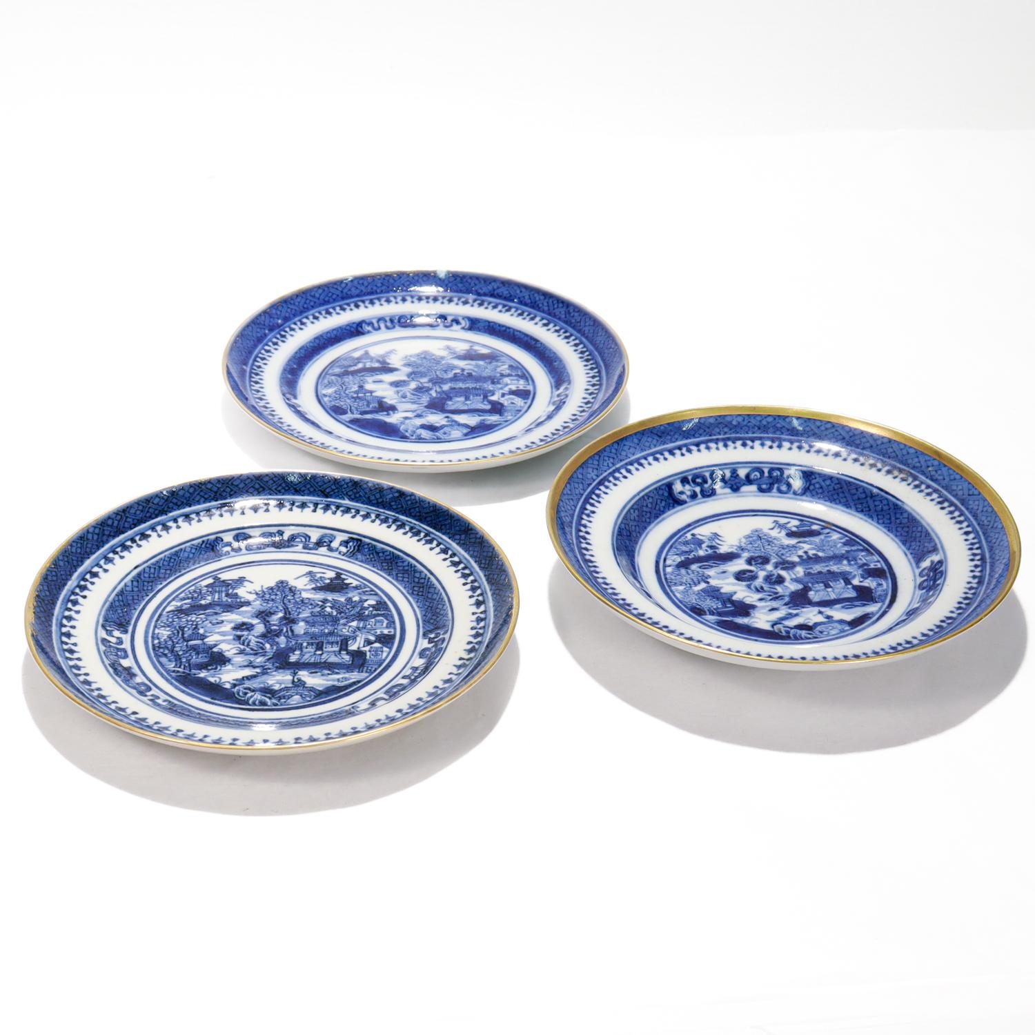 Set of 3 Antique Blue & White Chinese Export Nanking Porcelain Saucers or Plates For Sale 6