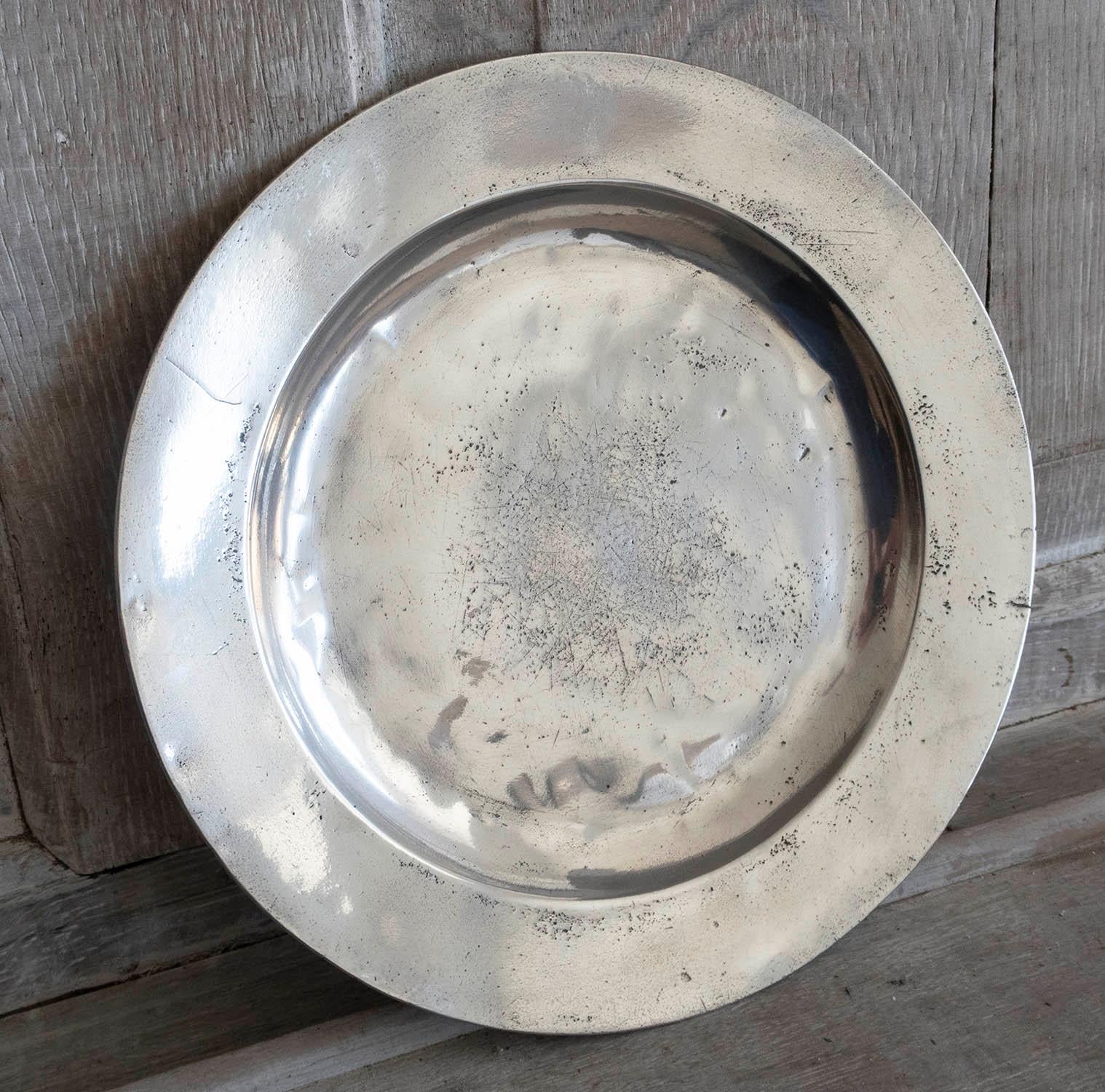 Set of 3 Antique Brightly Polished Pewter Plates, English, C.1800 For Sale 3