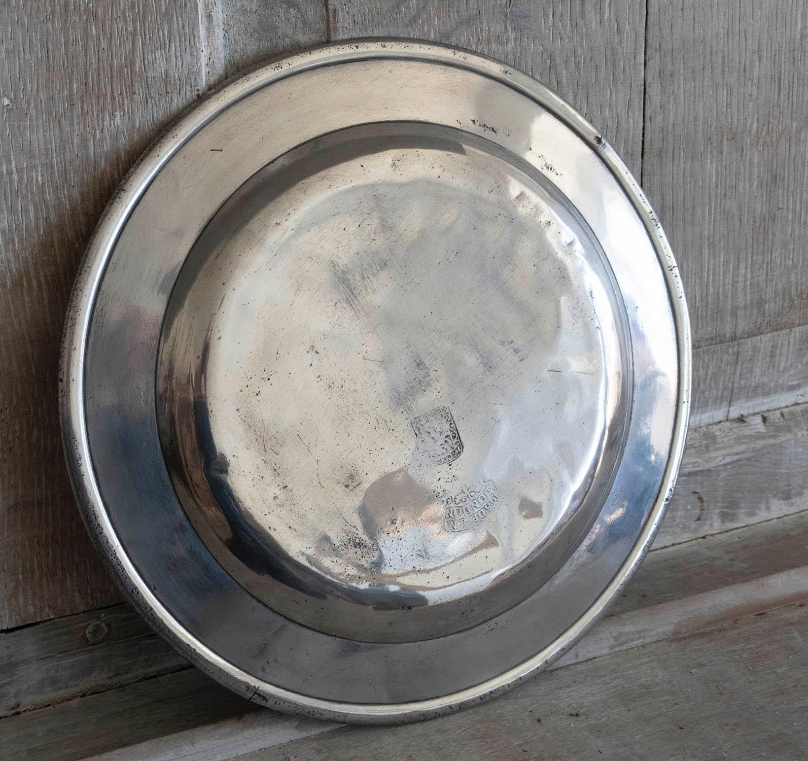 Set of 3 Antique Brightly Polished Pewter Plates, English, C.1800 For Sale 4
