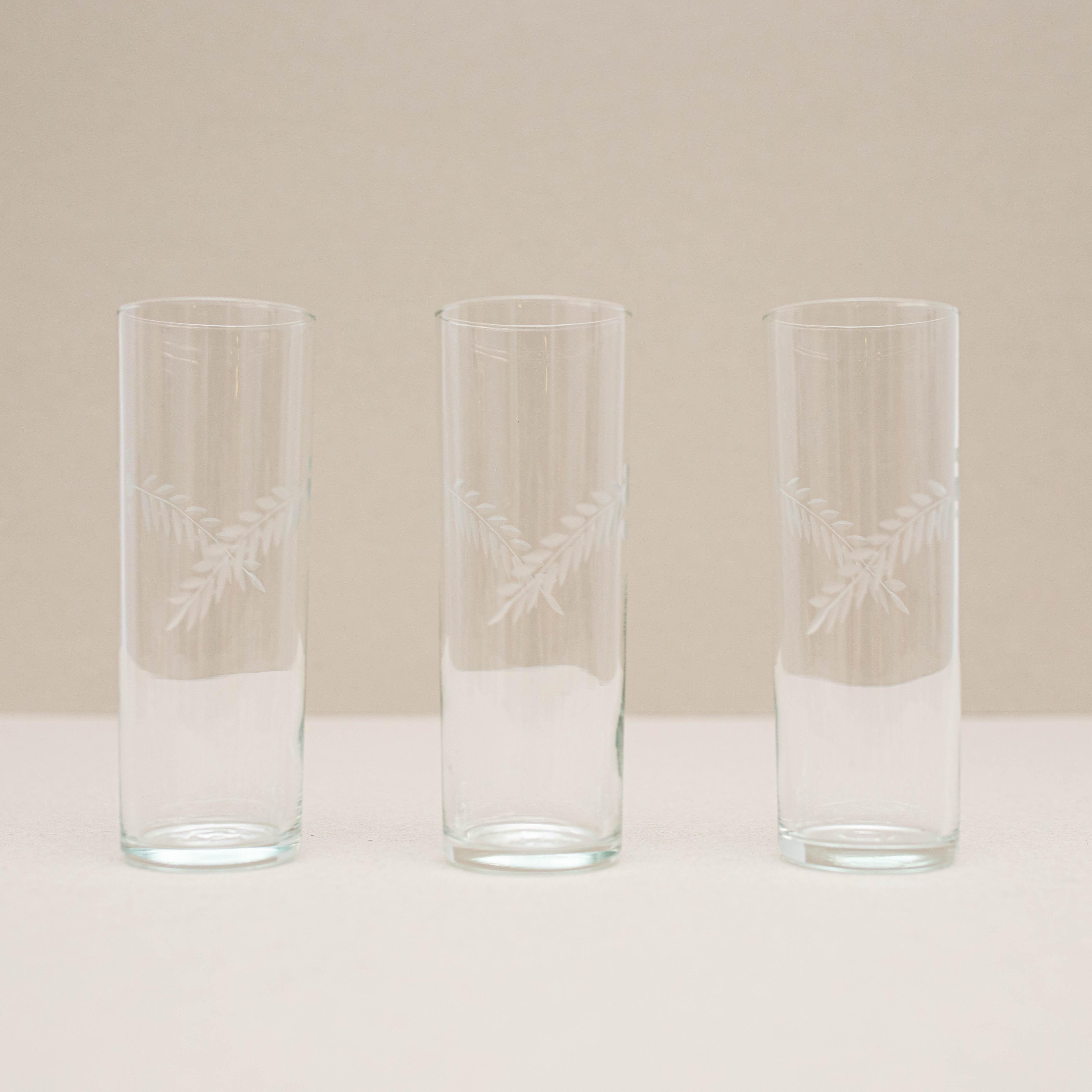 French Set of 3 Antique Crystal Glasses, circa 1970 For Sale