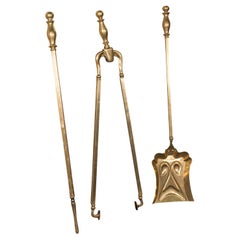 Ensemble de 3 outils de cheminée antiques, anglais, en laiton, pelle à charbon, tisonnier, victorien