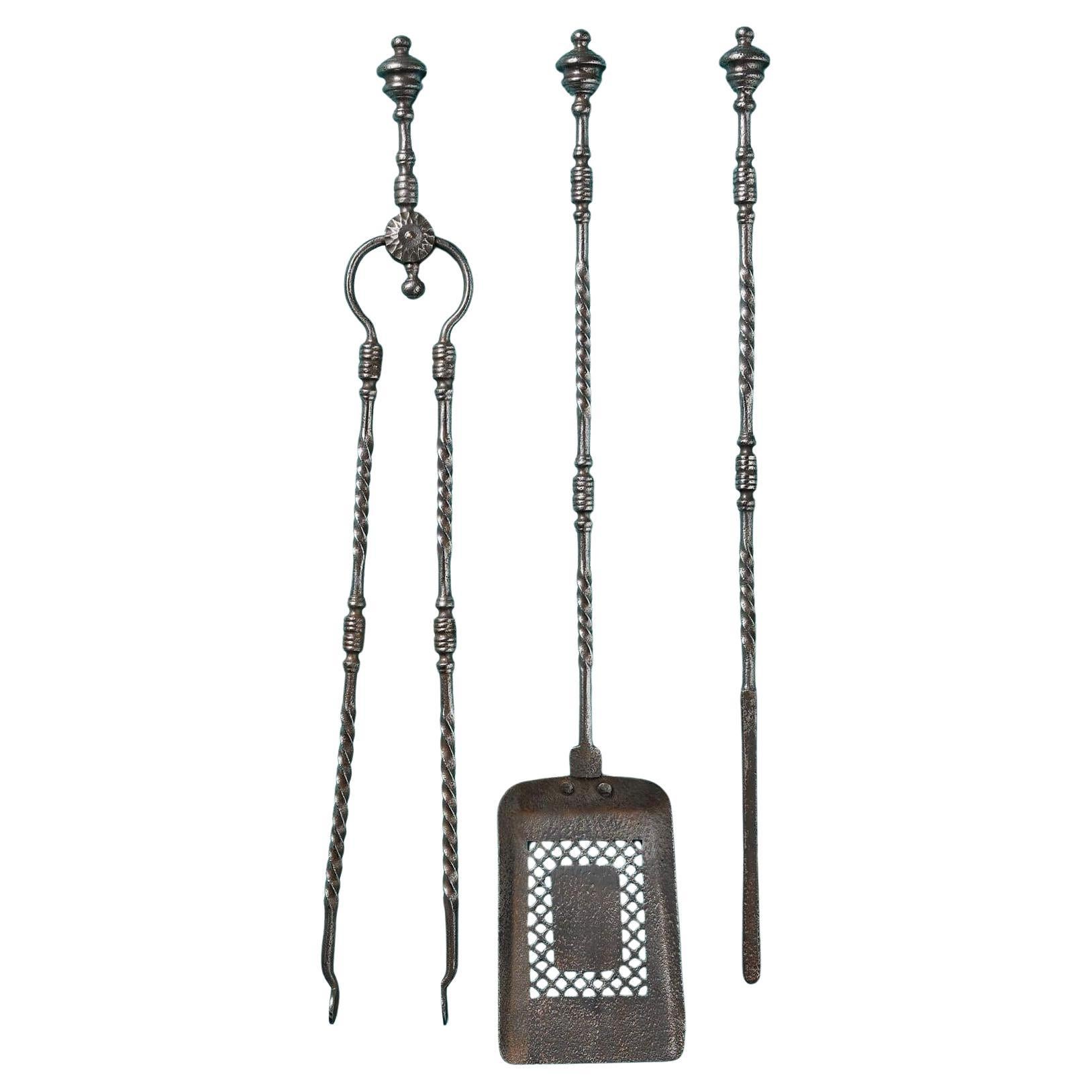 Set di 3 ferri da stiro georgiani d'epoca