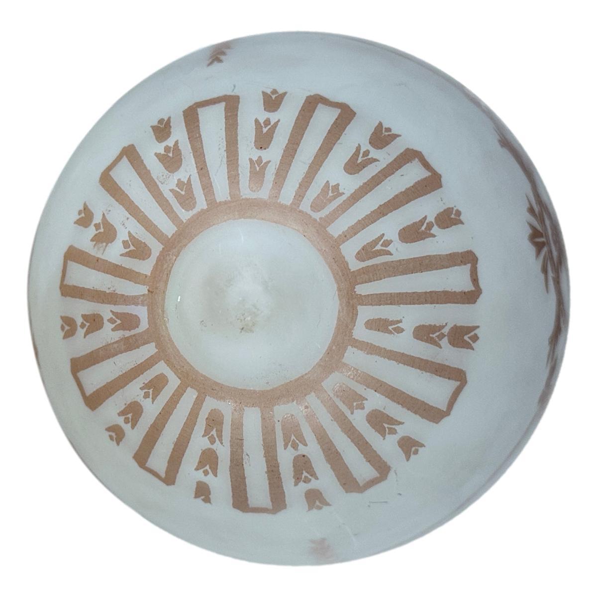 Ensemble de 4 luminaires en verre ancien, vendus individuellement Bon état - En vente à New York, NY