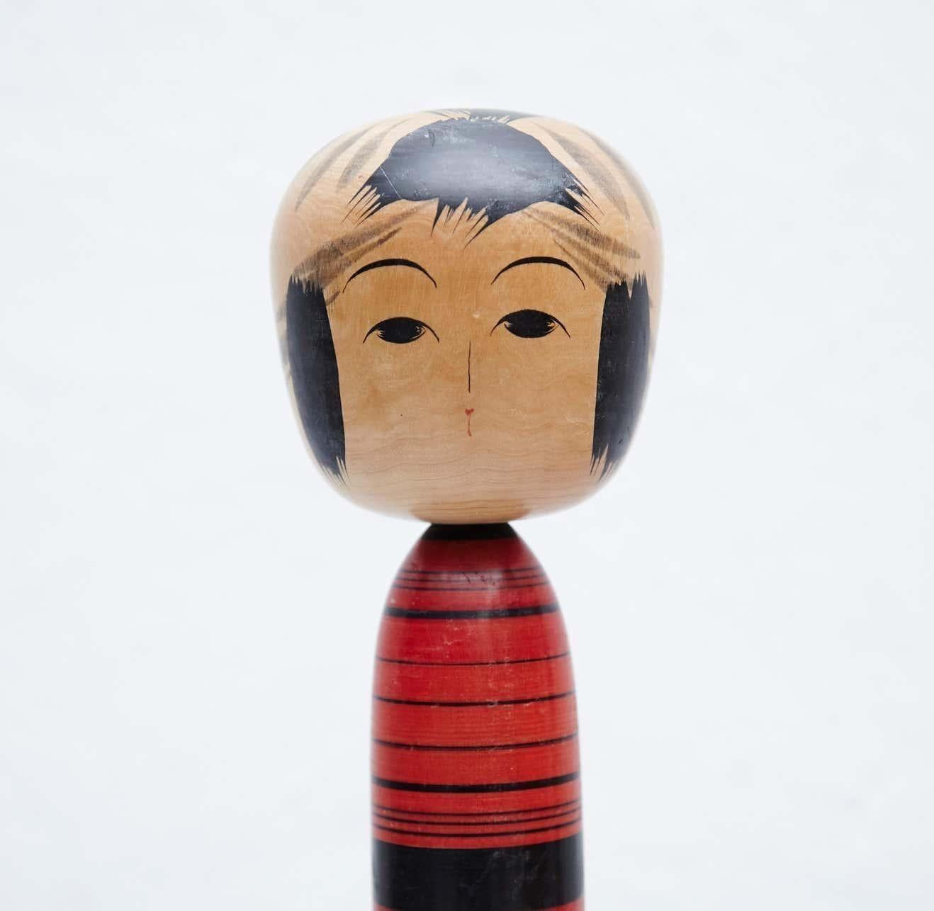 20ième siècle Ensemble de 3 poupées Kokeshi japonaises anciennes - Début du 20e siècle, Japon du Nord en vente