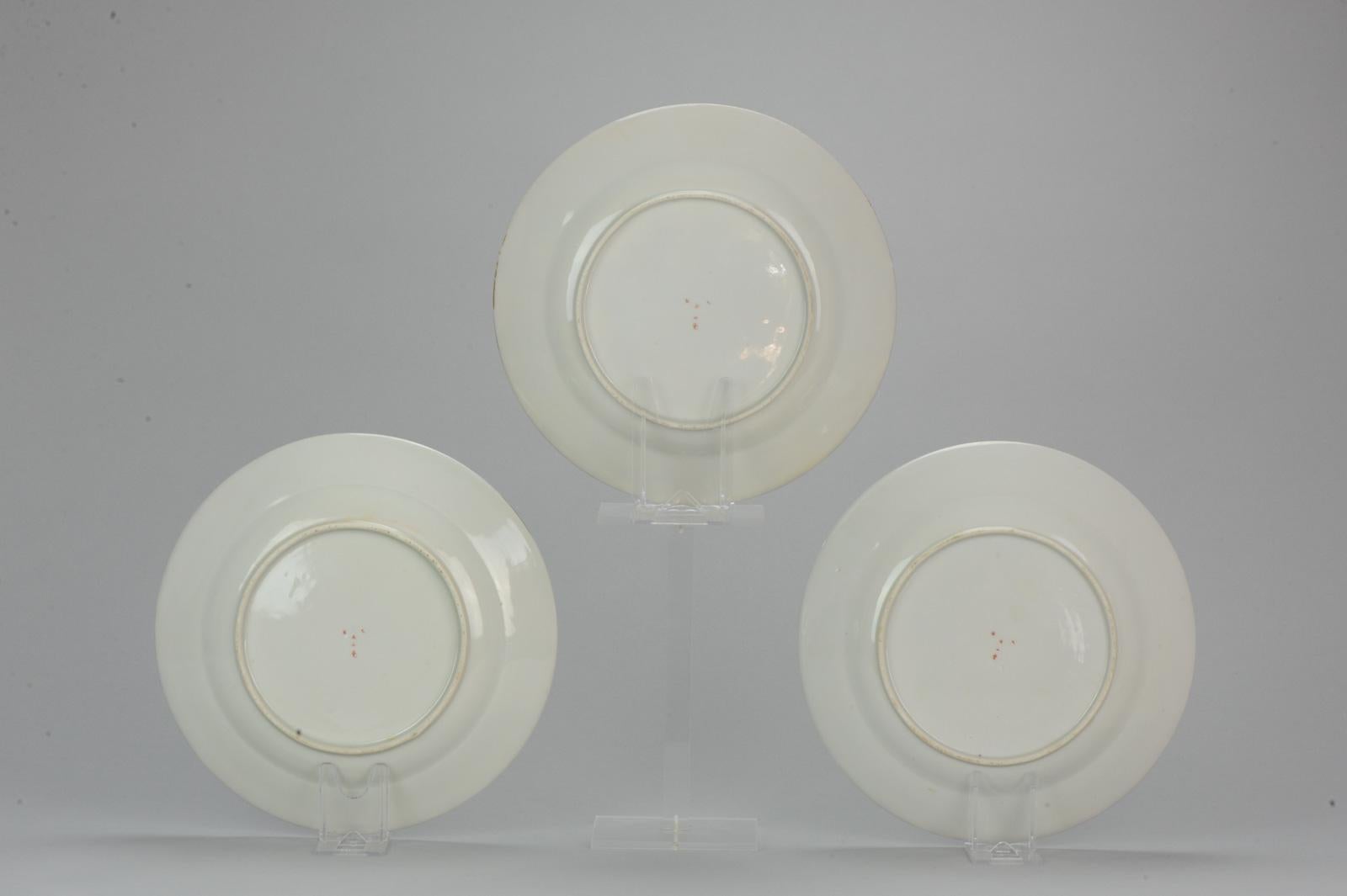 19th Century Set of 3 Antique Lovely Figural Japanese Porcelain Kutani Plates Marked Base For Sale