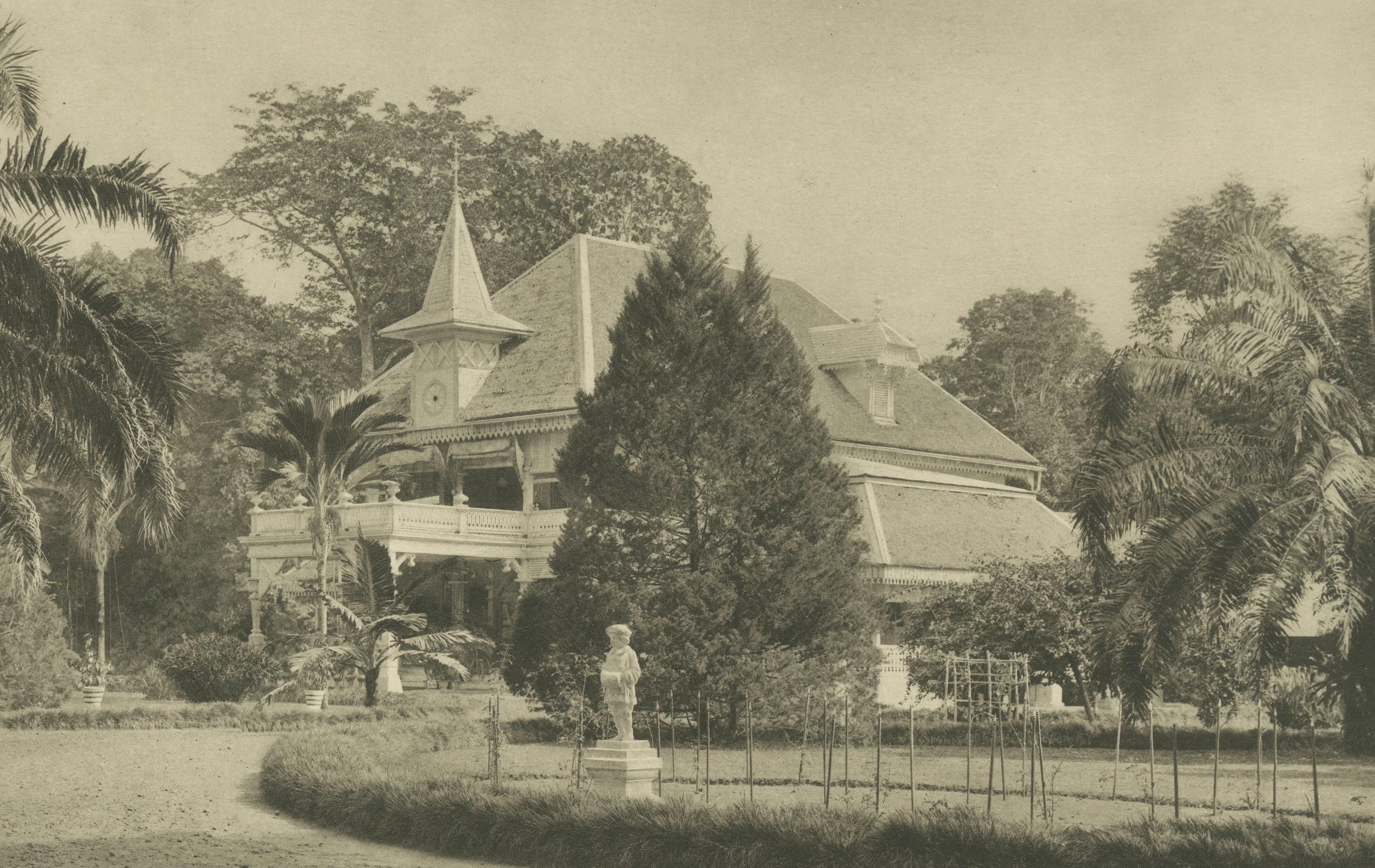 Satz von 3 antiken Fotogravuren von Sumatra-Plantagen - Deli, Region Medan, 1900 im Angebot 3