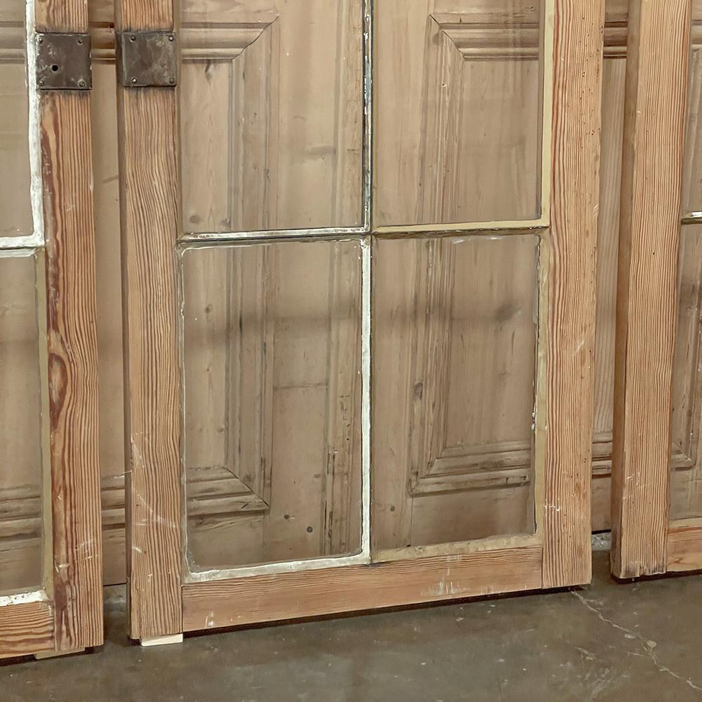 Set of 3 Antique Solid Pine Windows with Hand-Rolled Glass For Sale 9