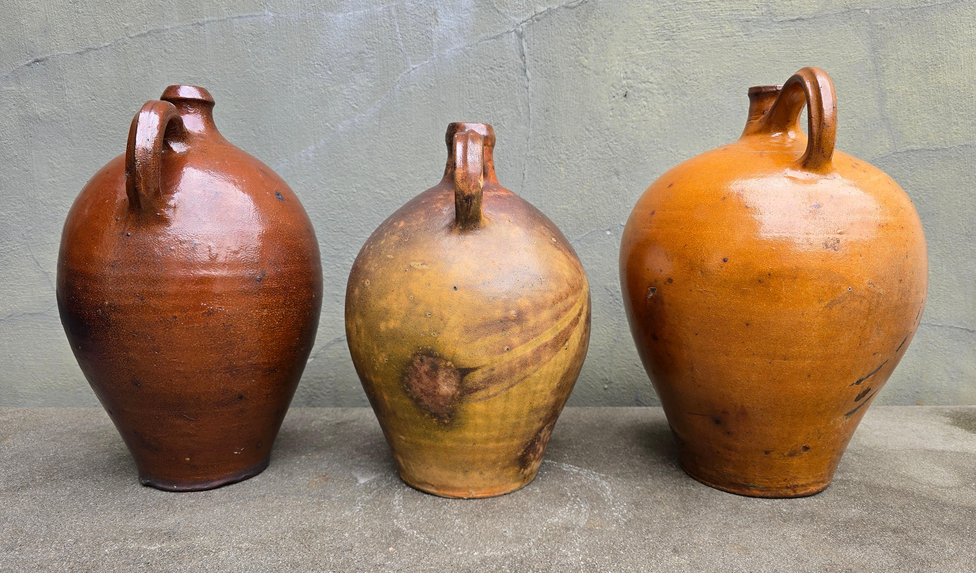 Ensemble de 3 jarres anciennes en grès d'Allemagne du Sud - 19e siècle, fabrication artisanale en vente 5