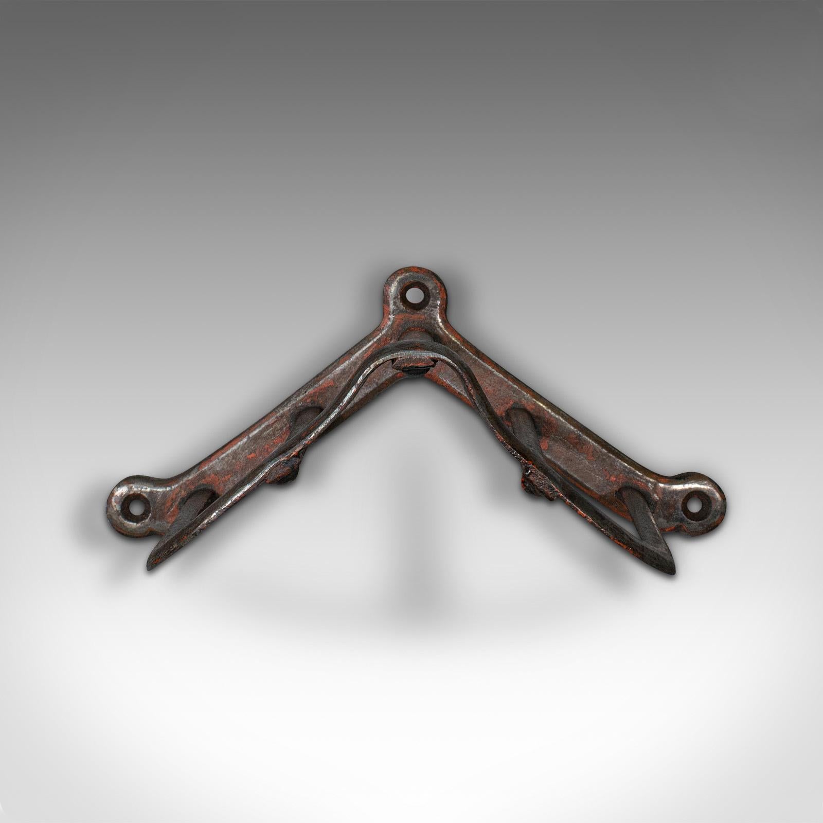 Set of 3 Antique Tack Hanging Racks, English, Equestrian, Wall Mount, Victorian In Good Condition In Hele, Devon, GB