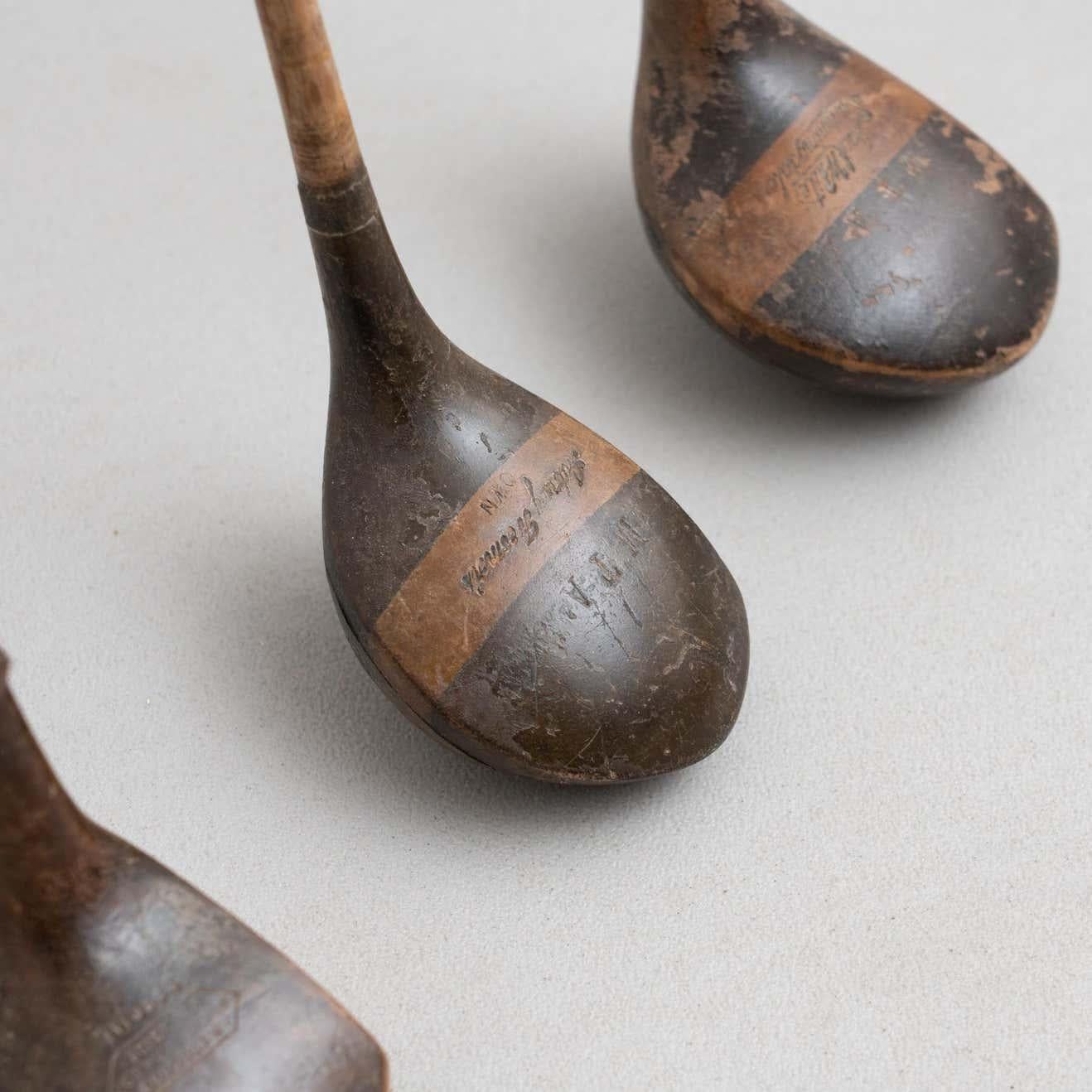Satz von 3 antiken Wood Golfschlägern, um 1930 im Angebot 5