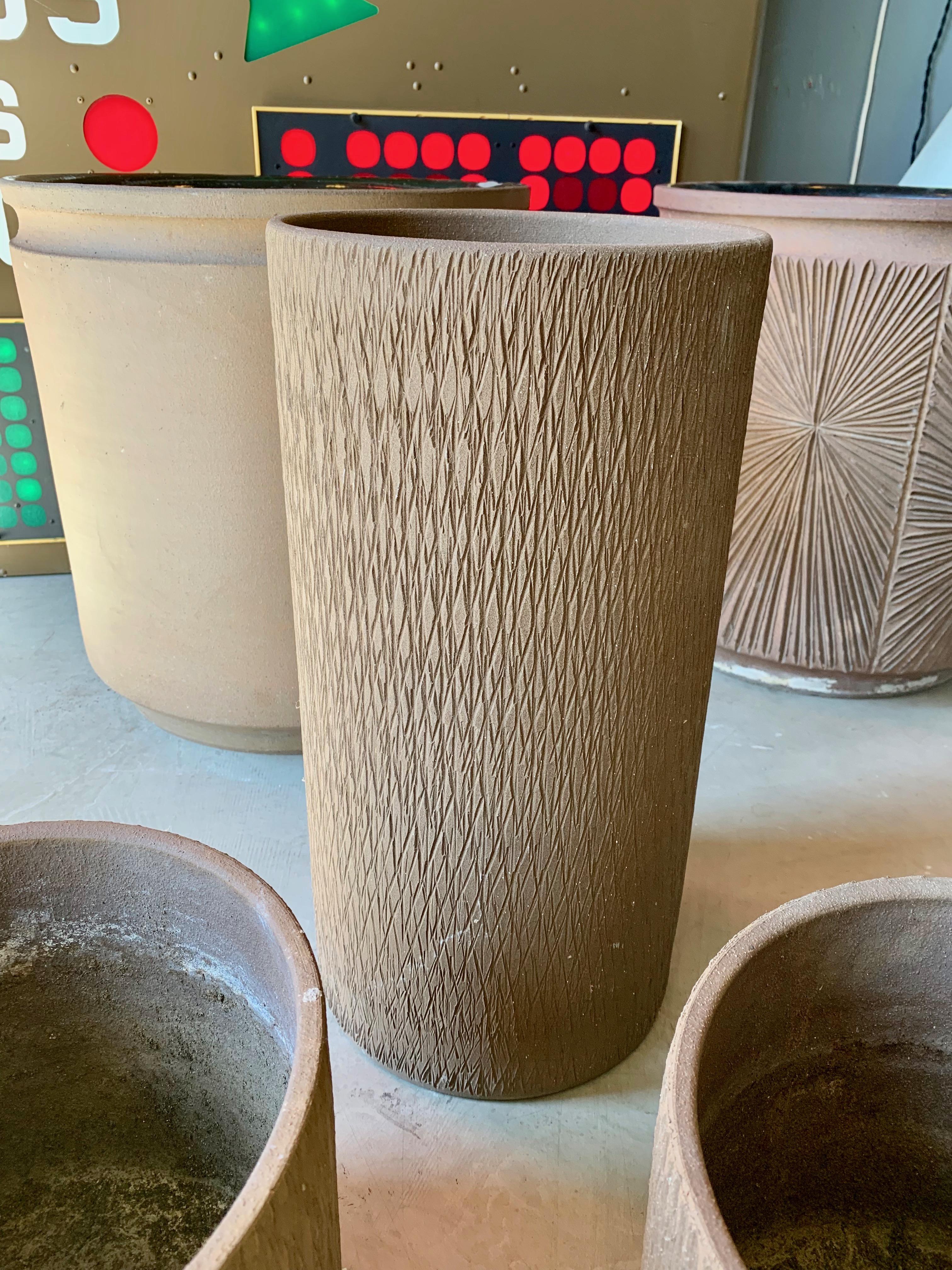 Set of 3 Architectural Pottery Planters by Gainey Ceramics In Good Condition In Los Angeles, CA