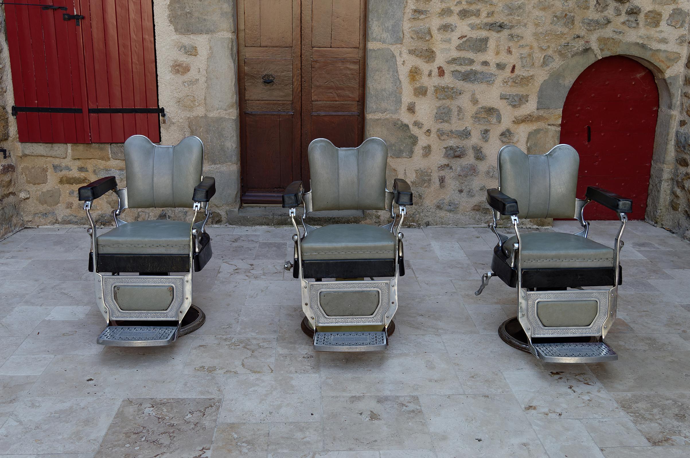 Set of 3 Art Deco hairdresser / barber chairs, WITUB, France, circa 1940 For Sale 3