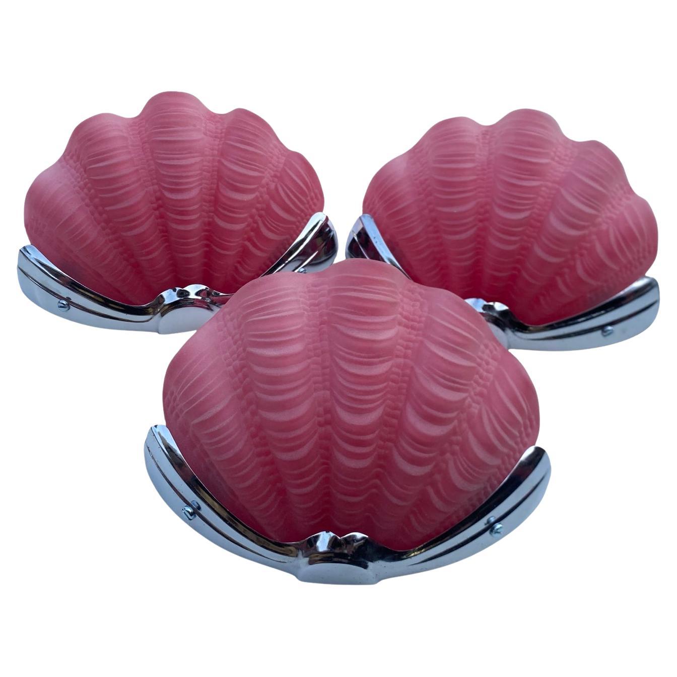 Conjunto de 3 apliques de concha Art Déco en rosa en venta