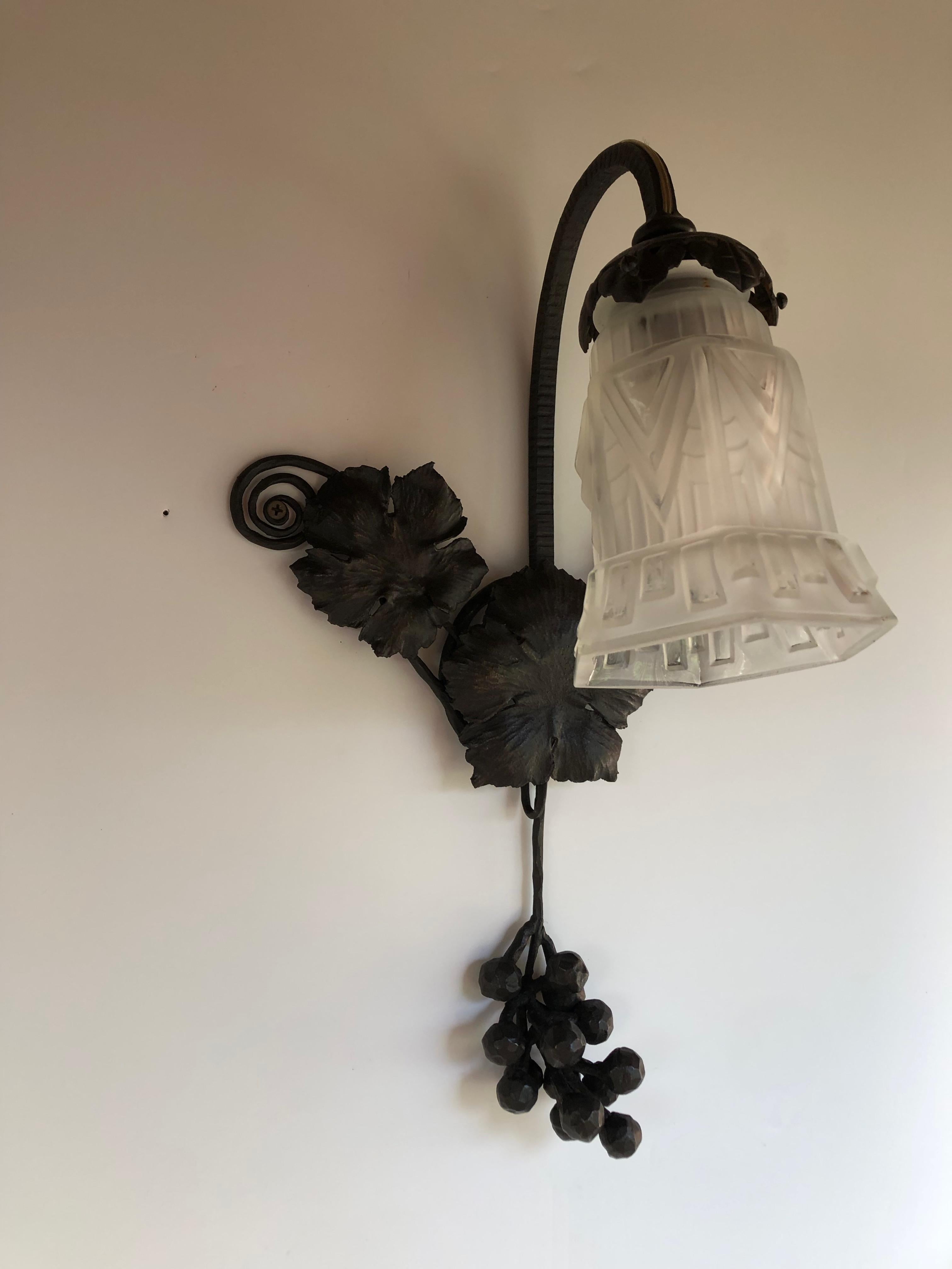 20th Century Set of 3 Art Deco Wall Lights Attributed to Hettier & Vincent For Sale