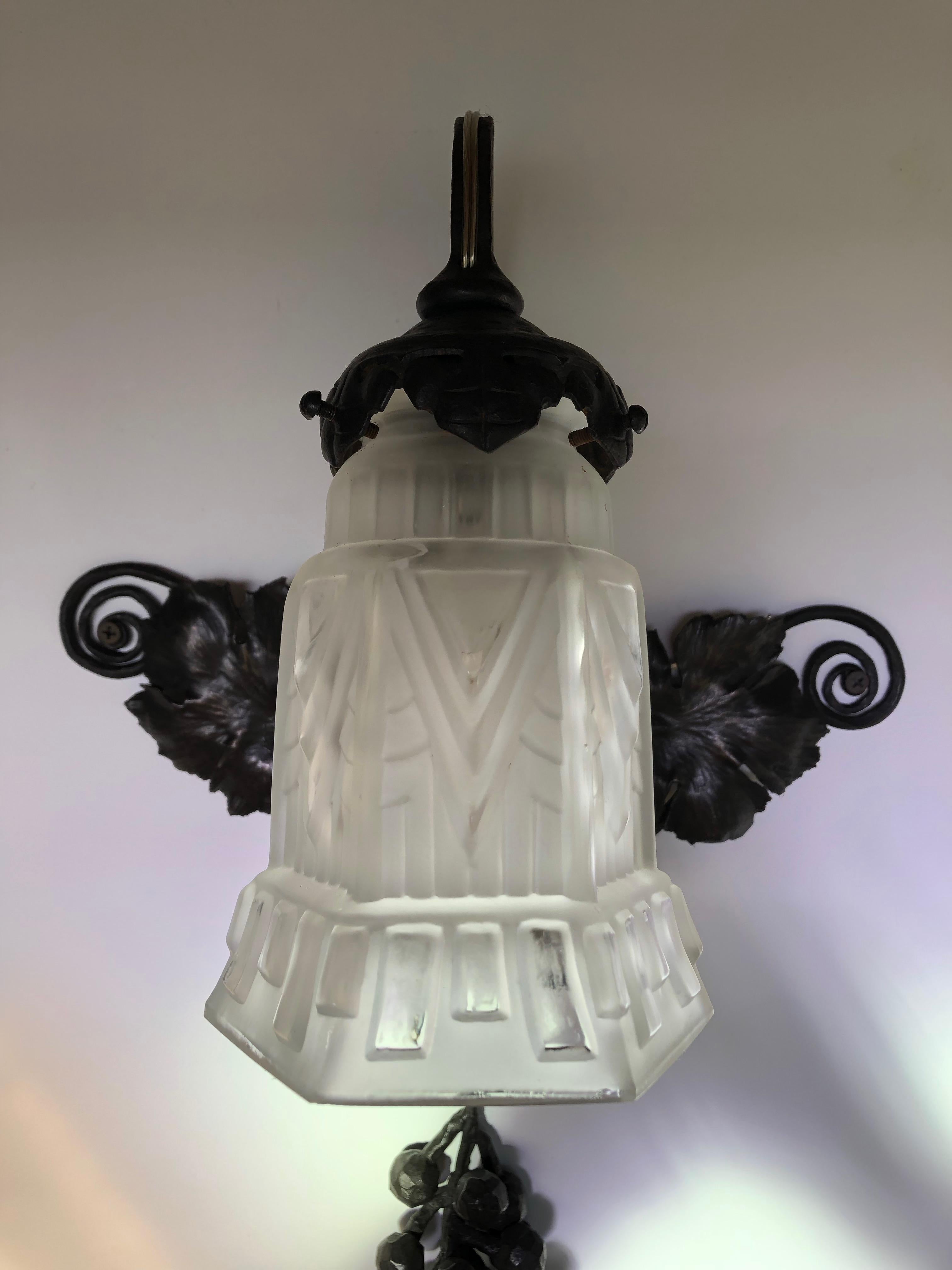 Set of 3 Art Deco Wall Lights Attributed to Hettier & Vincent For Sale 1