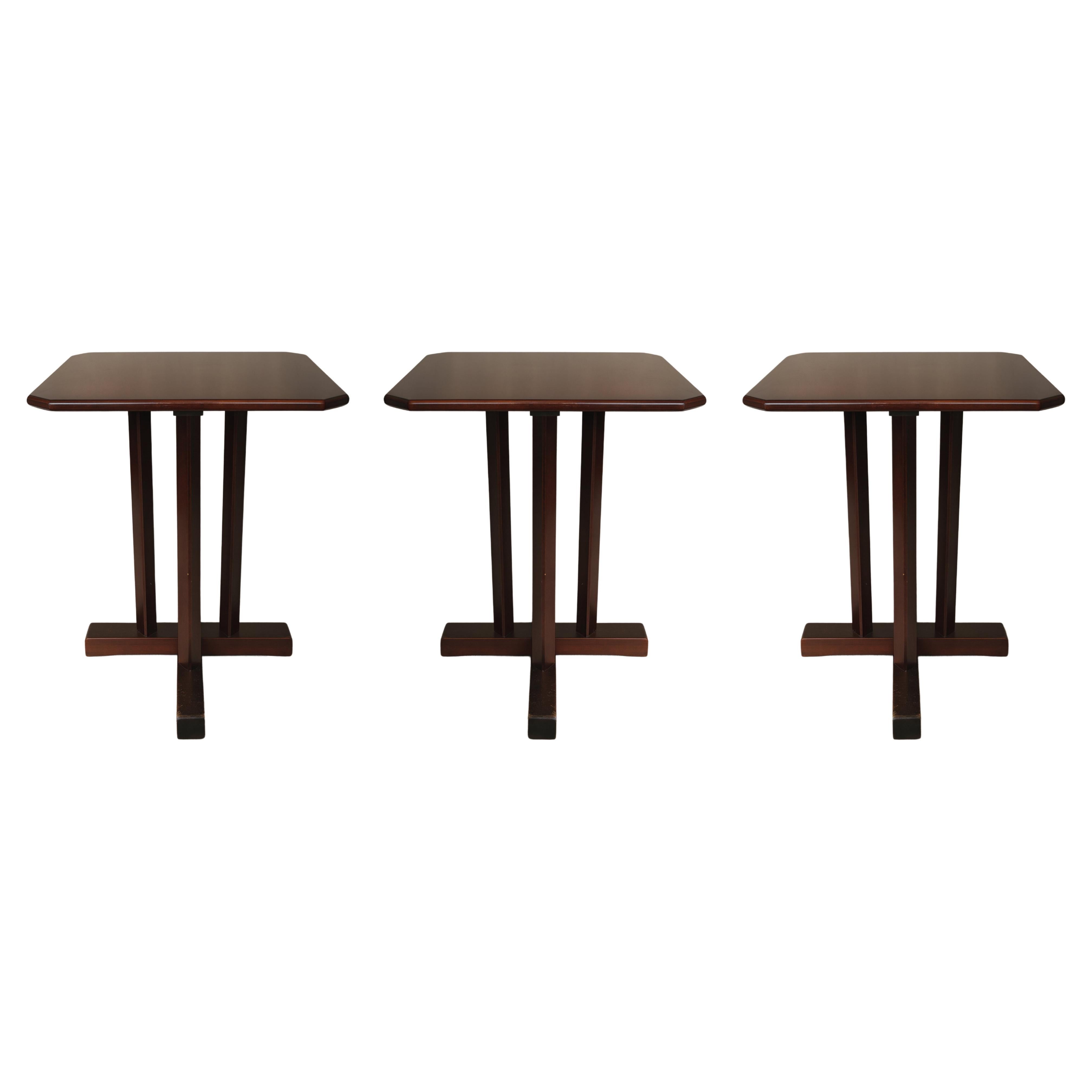 Ensemble de 3 tables de bistro à café en noyer, Art déco, 20e siècle