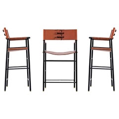 Set di 3 sgabelli da bar Artisan con schienale in pelle naturale Tan e metallo in gomma nera