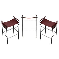 Set di 3 sgabelli Artisan contemporanei in pelle cognac e gomma nera in metallo