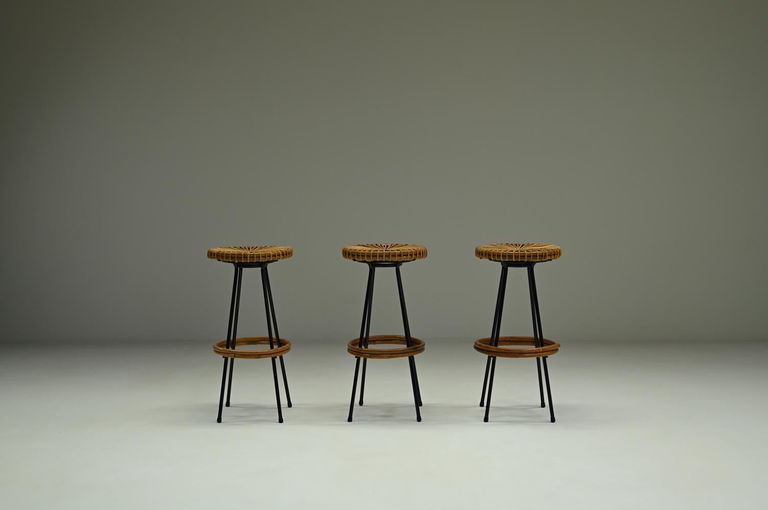 Dutch Set of 3 bar stools from Rohé Noordwolde, 1960s The Netherlands. For Sale