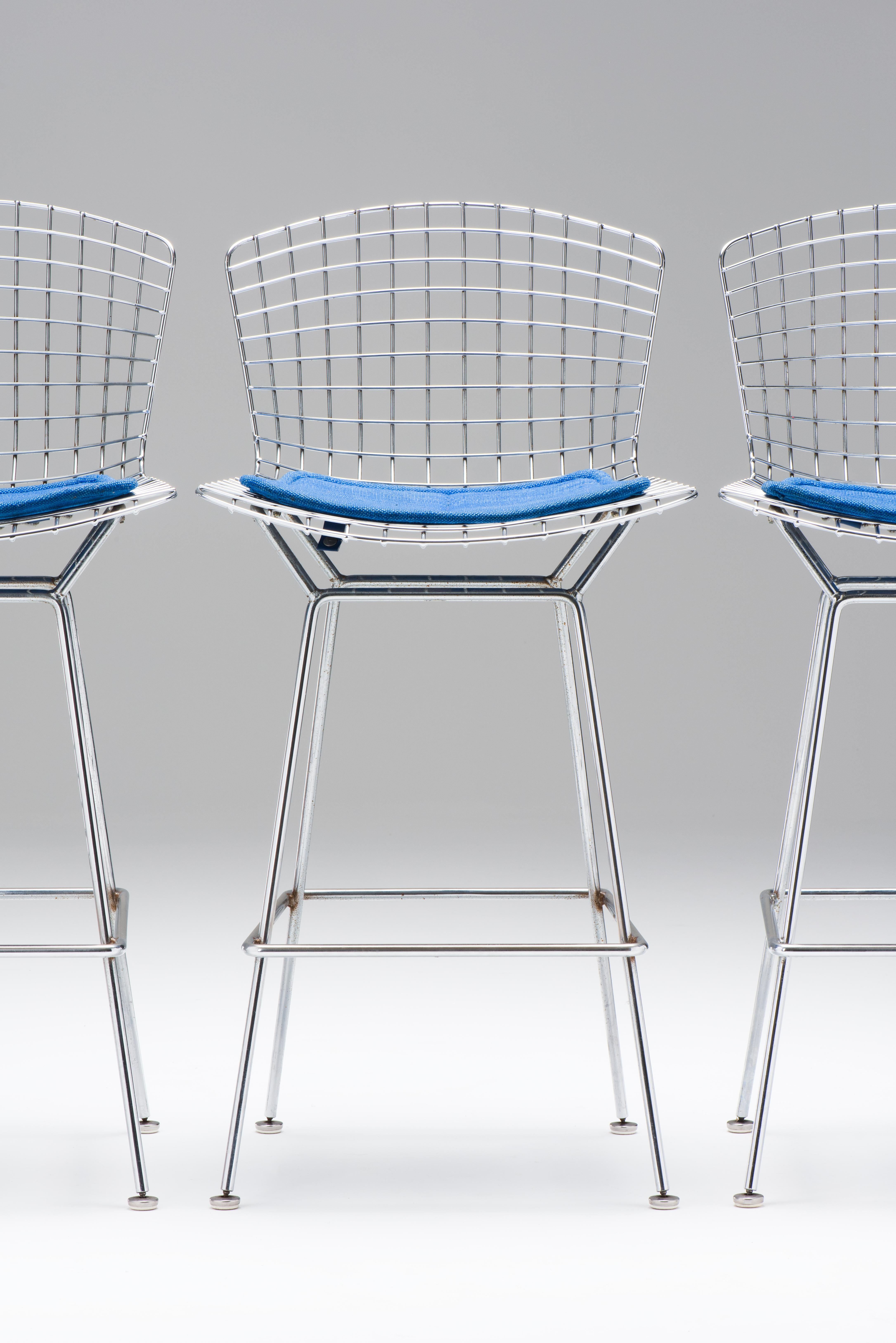 Set of 3 Bar Stools - Harry Bertoia For Sale 2